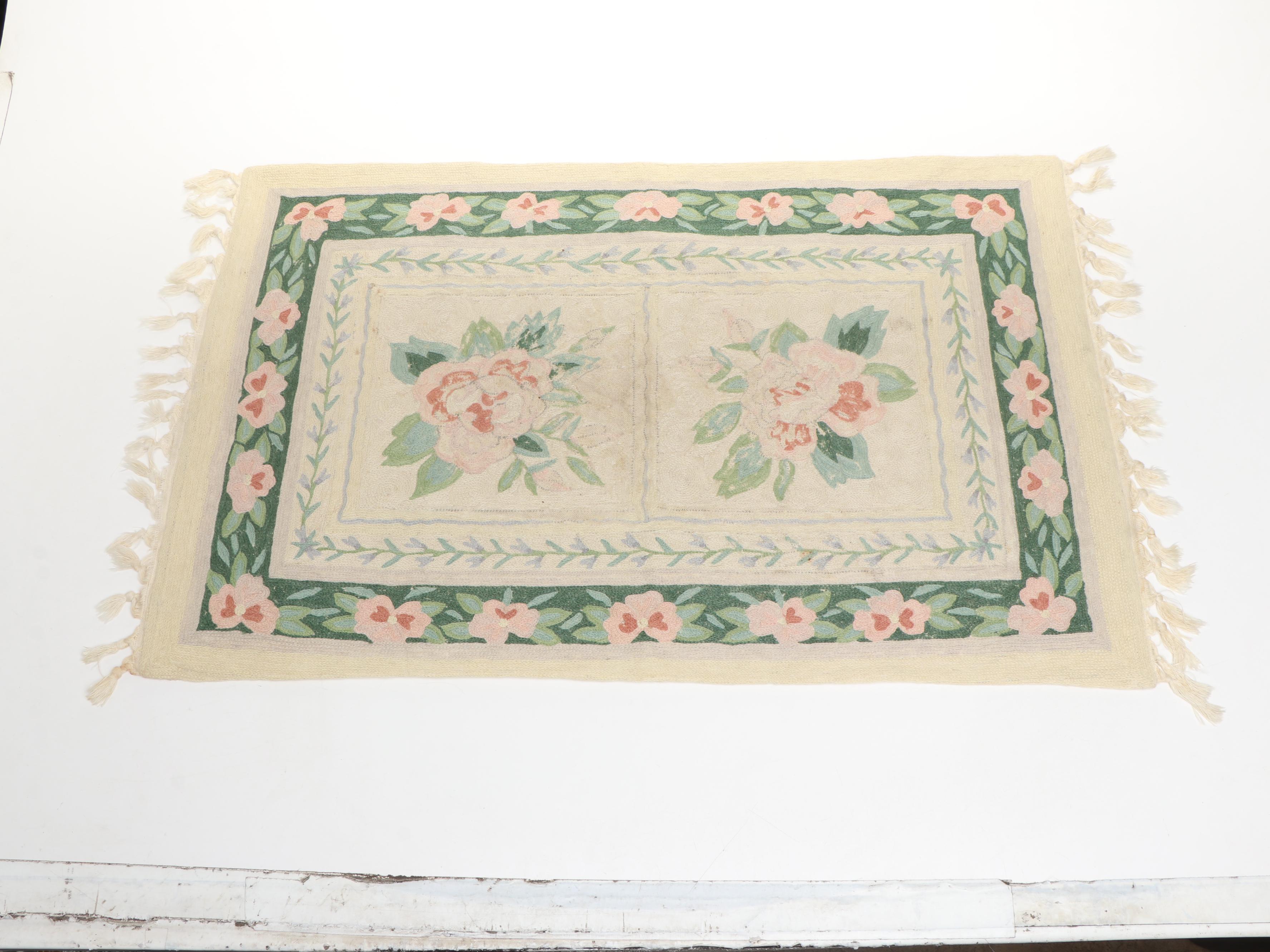 2 x 3'2 Veronica Marsh Floral Accent Rug with Decorative Throw Pillow