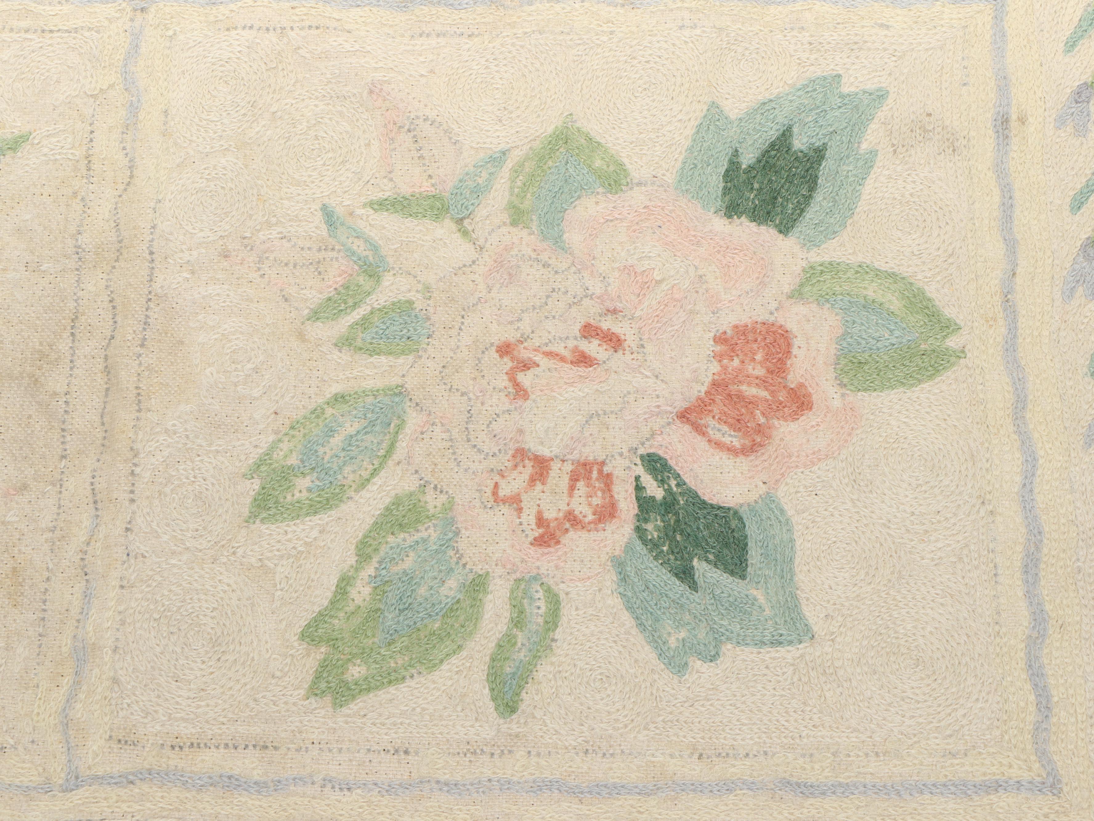 2 x 3'2 Veronica Marsh Floral Accent Rug with Decorative Throw Pillow