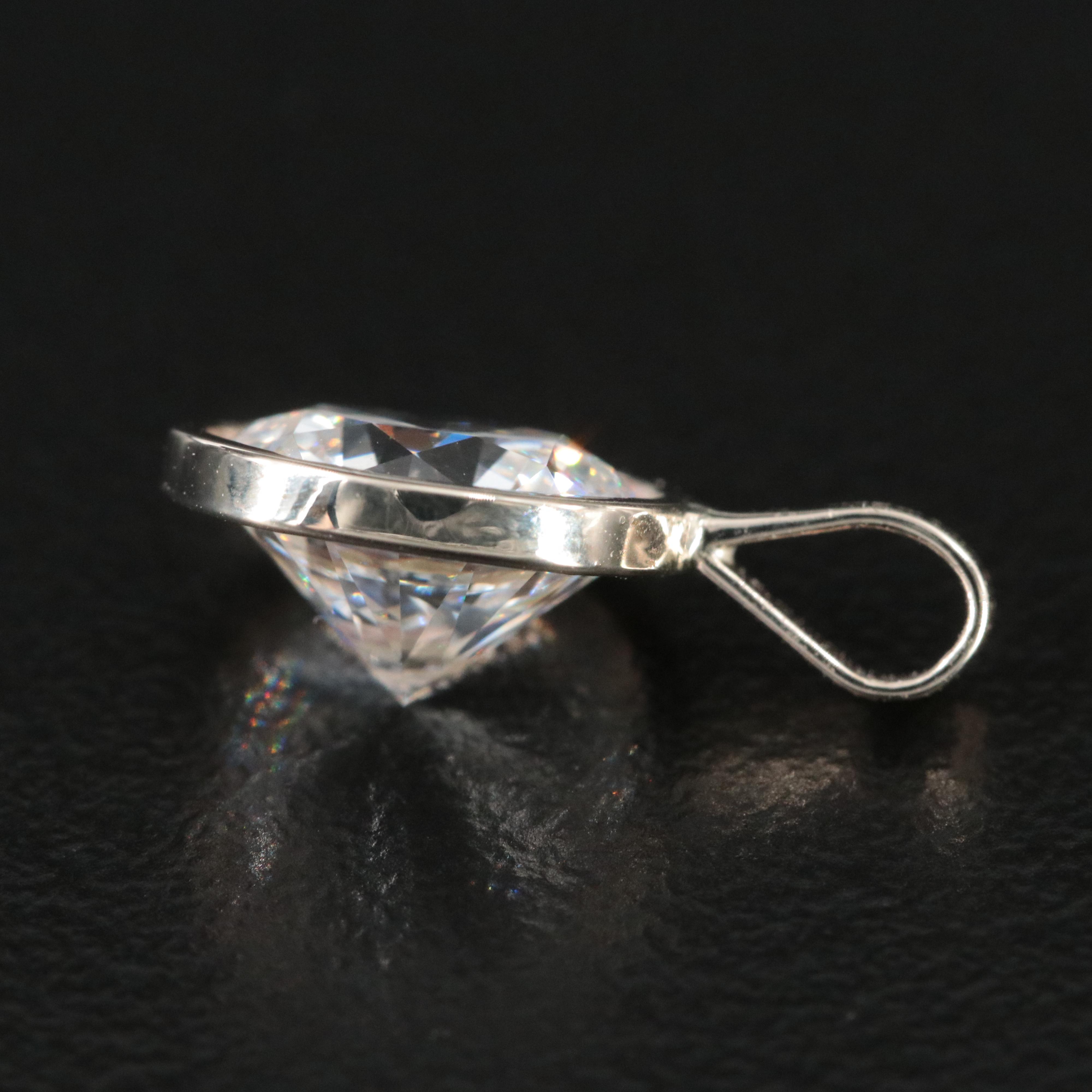 14K 2.06 CT Lab Grown Diamond Pendant with IGI Report