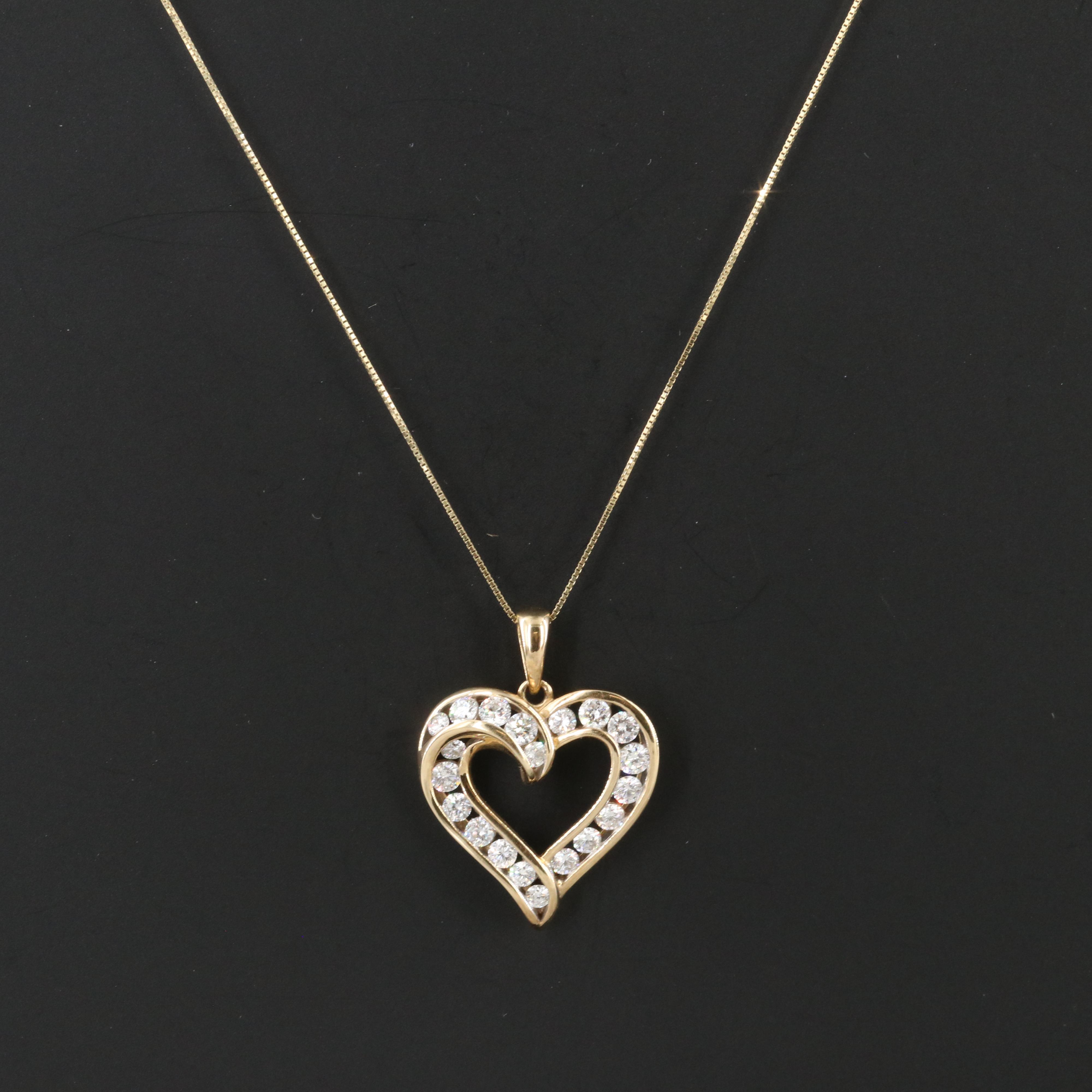 10K 1.00 CTW Lab Grown Diamond Heart Pendant Necklace