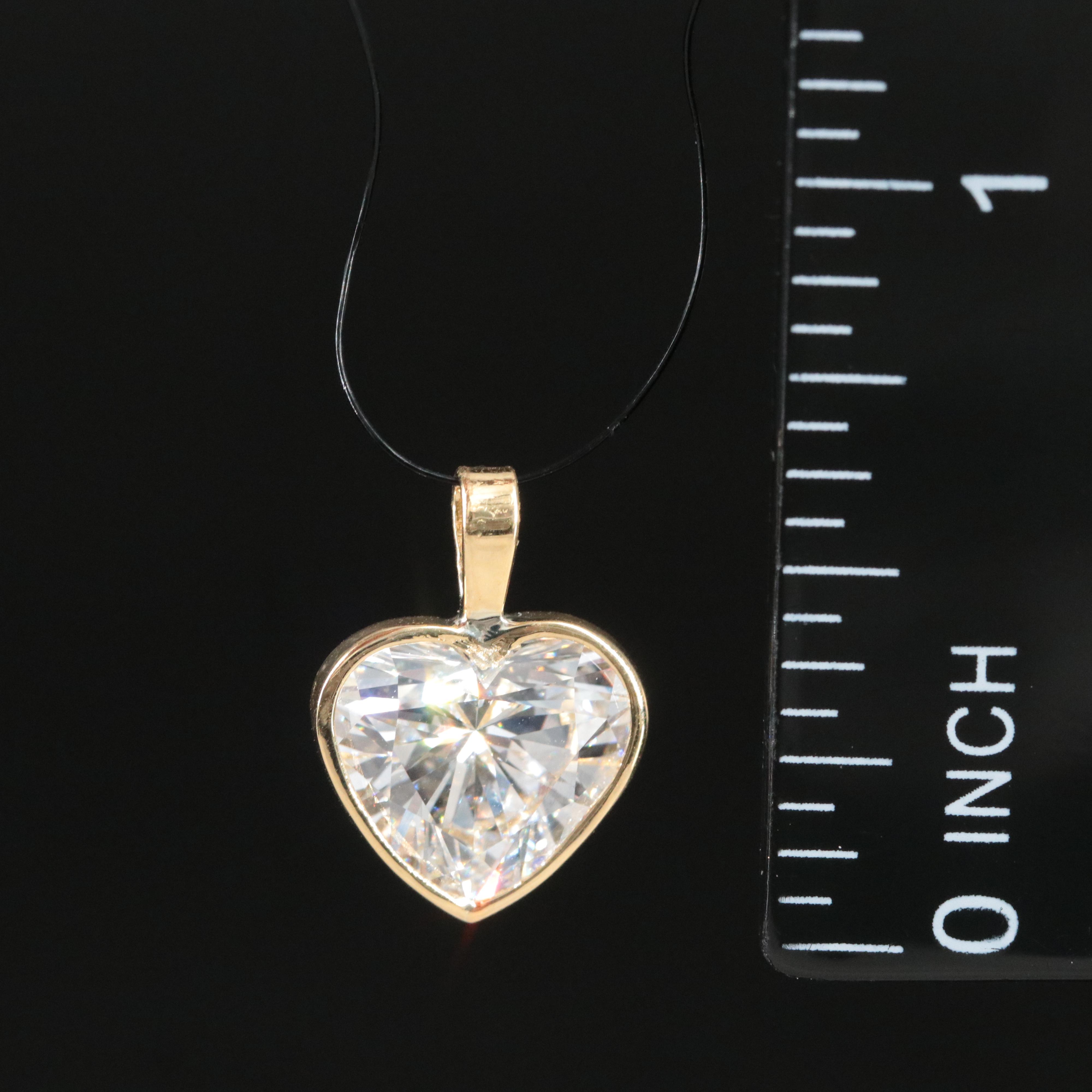 18K 3.04 CT Lab Grown Diamond Pendant with IGI Report