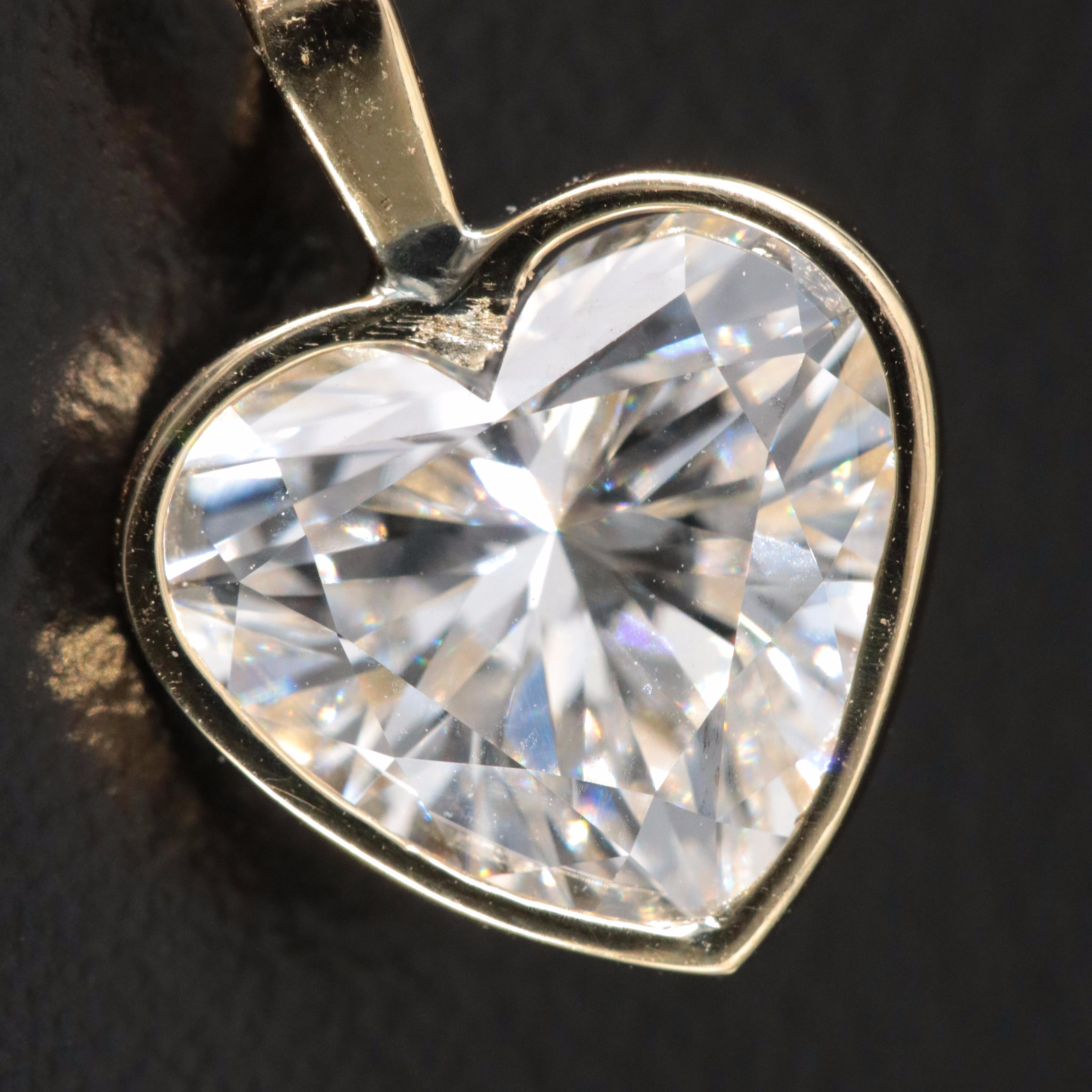 18K 3.04 CT Lab Grown Diamond Pendant with IGI Report