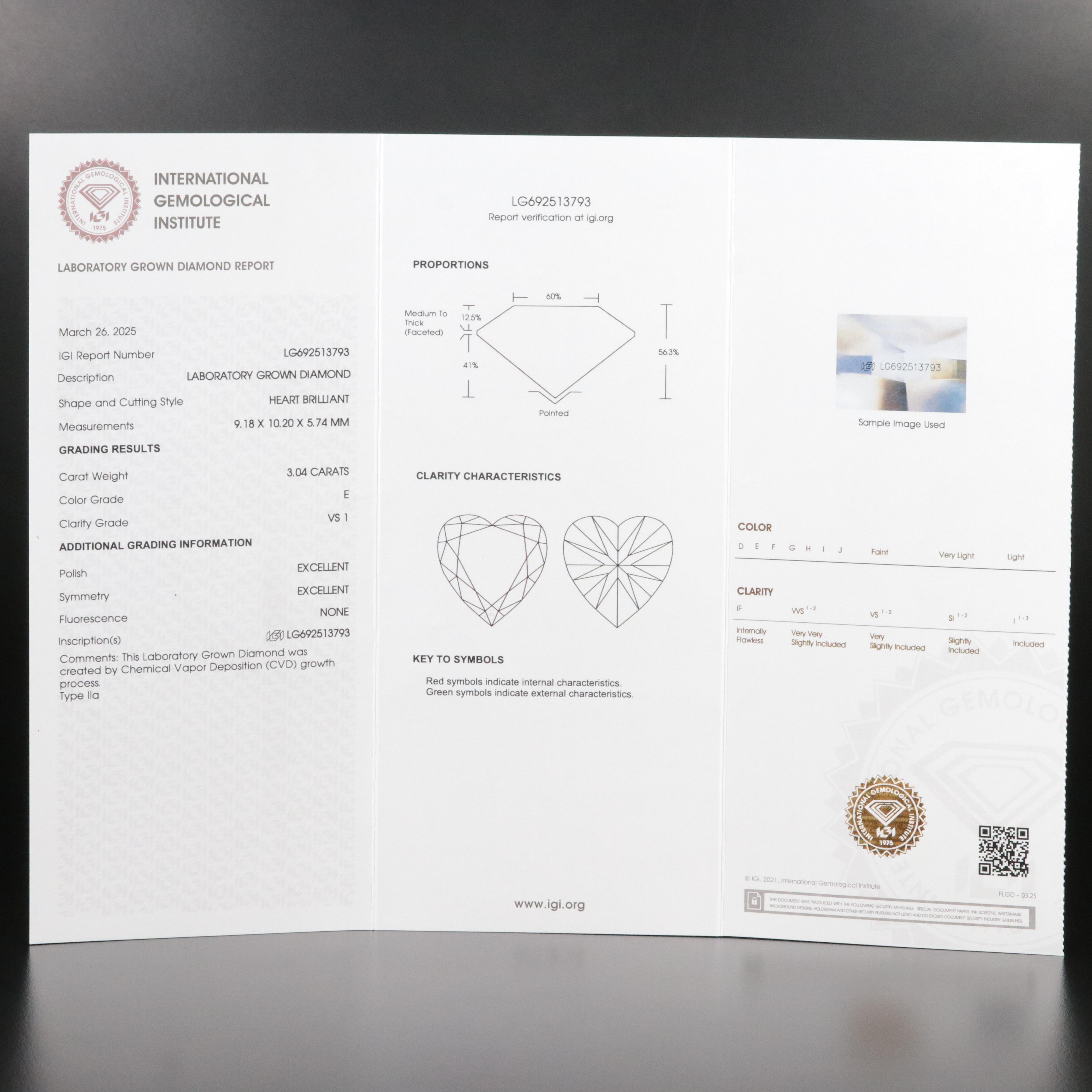 18K 3.04 CT Lab Grown Diamond Pendant with IGI Report