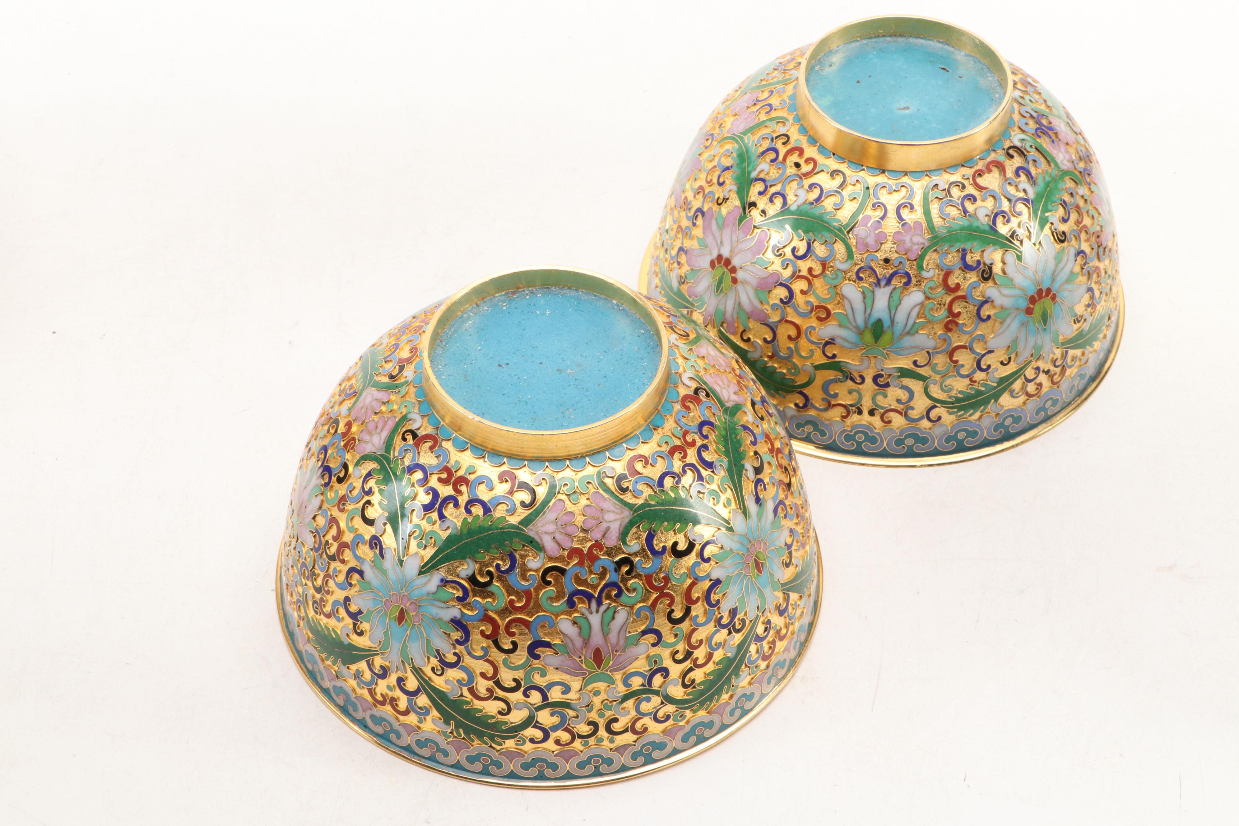 Chinese Cloisonné Vase and Guardian Lion Finialed Lidded Jar Collection