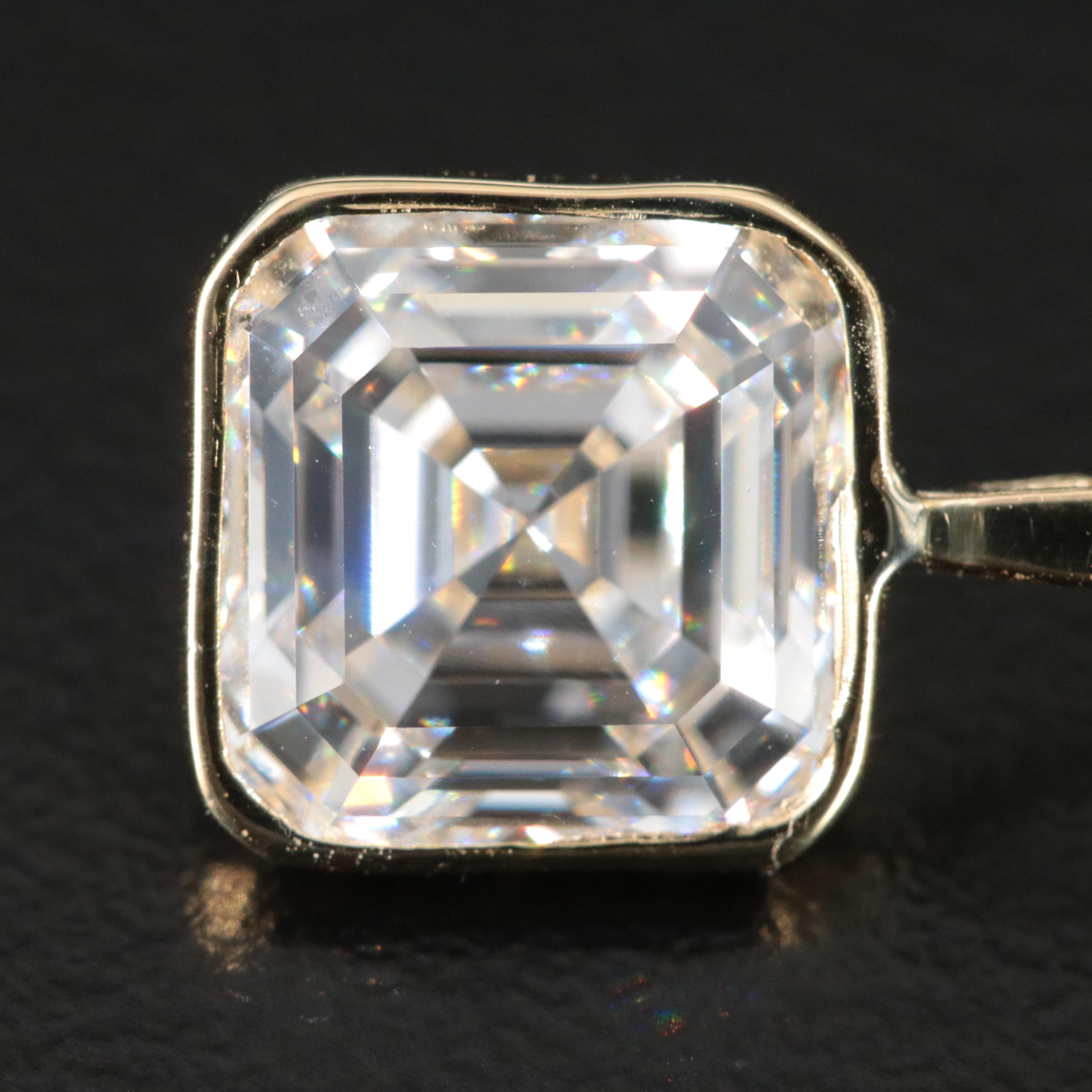 18K 3.56 CT Lab Grown Diamond Pendant with IGI Report