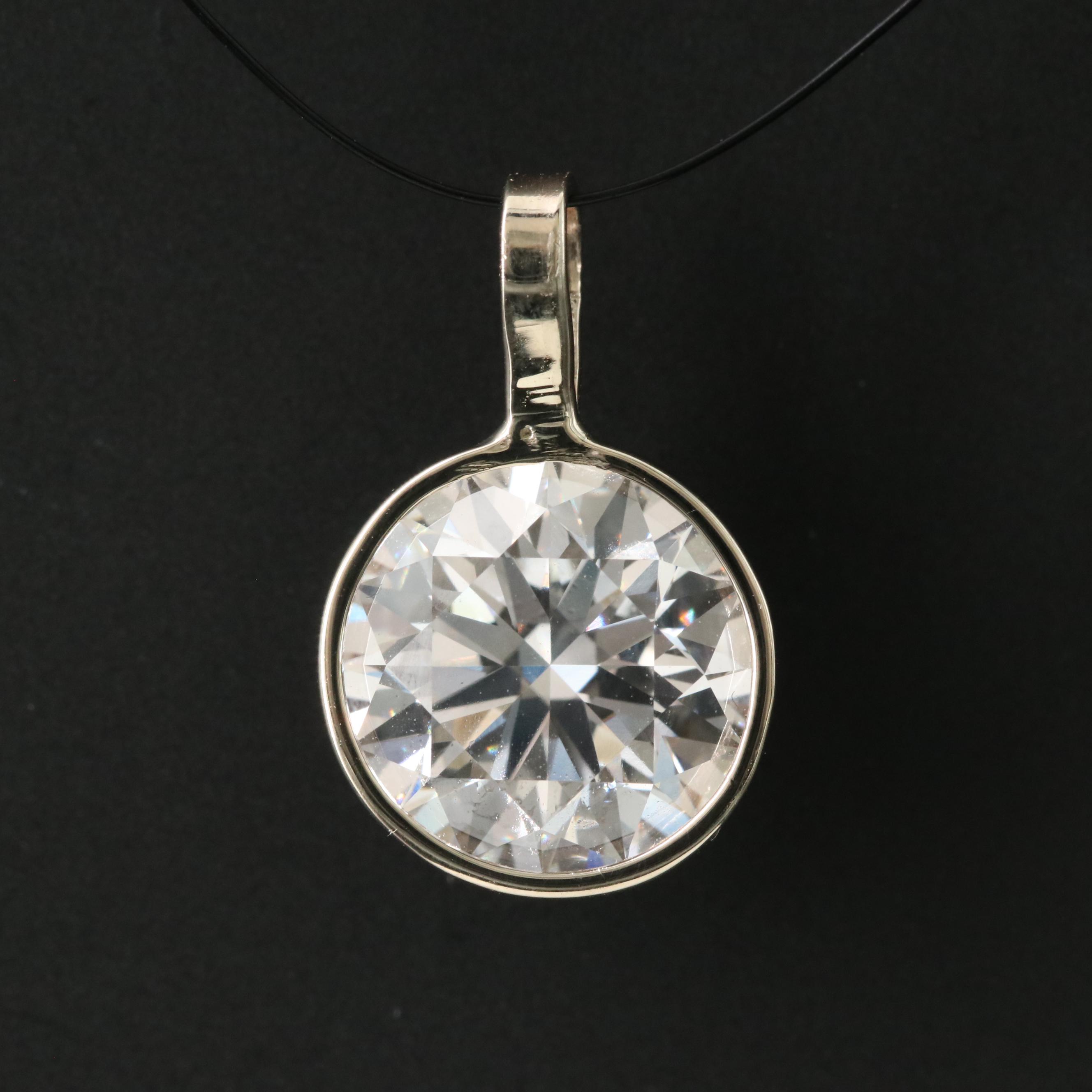 14K 3.09 CT Lab Grown Diamond Pendant with IGI Report