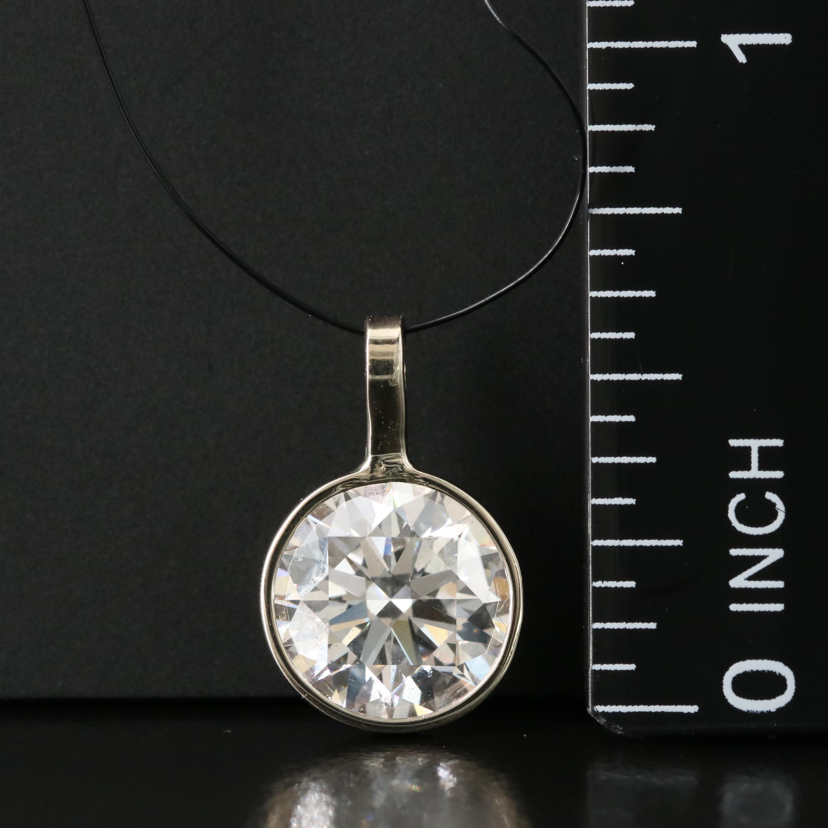 14K 3.09 CT Lab Grown Diamond Pendant with IGI Report