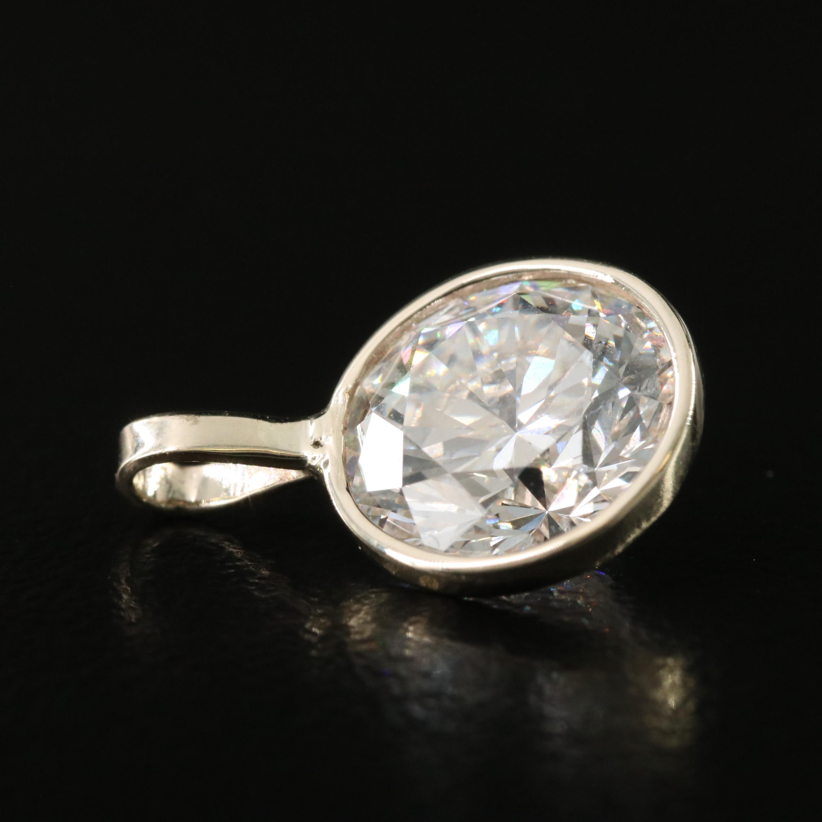 14K 3.09 CT Lab Grown Diamond Pendant with IGI Report