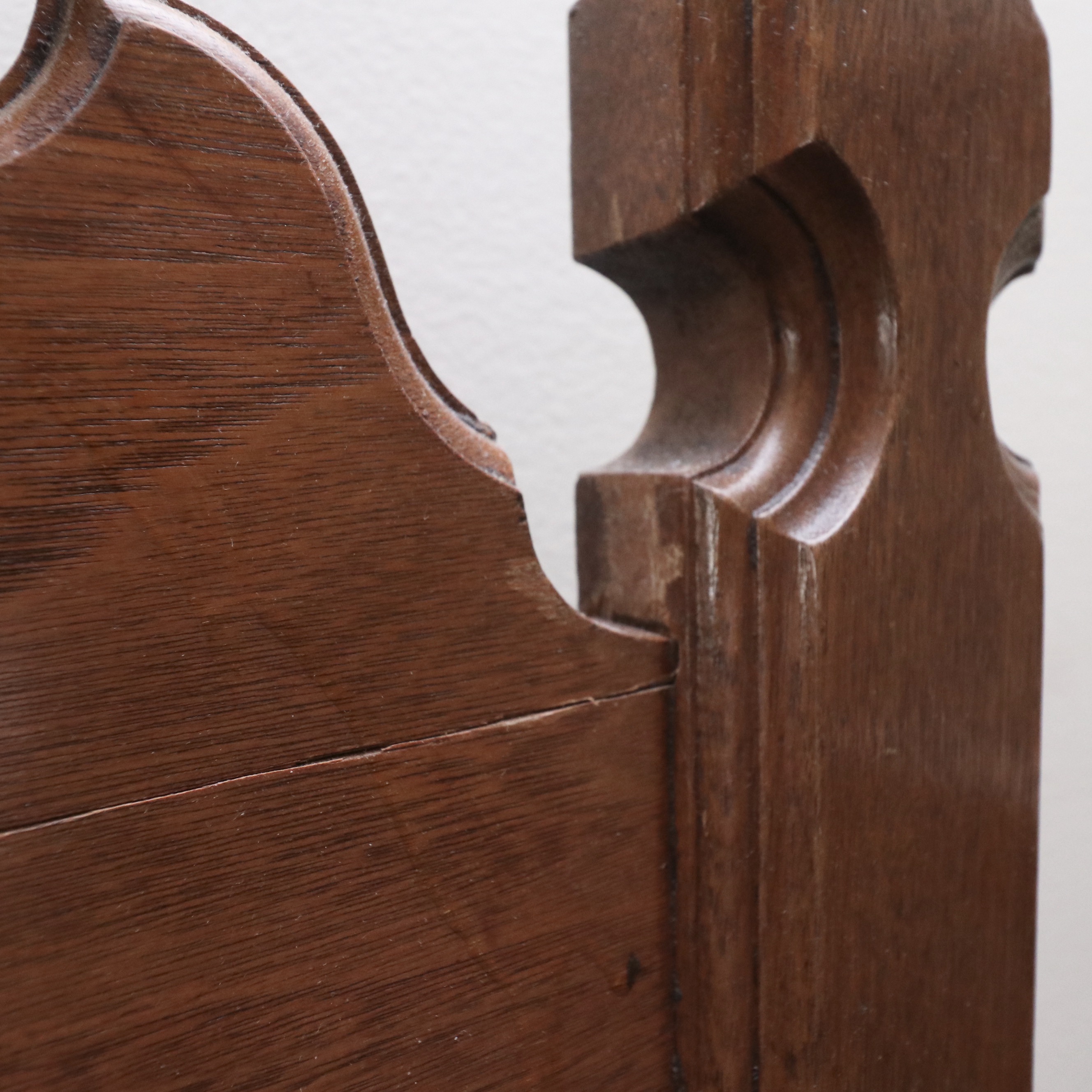 Late Victorian Walnut Queen Bed, Oak and Marble Side Table, Late 19th Century