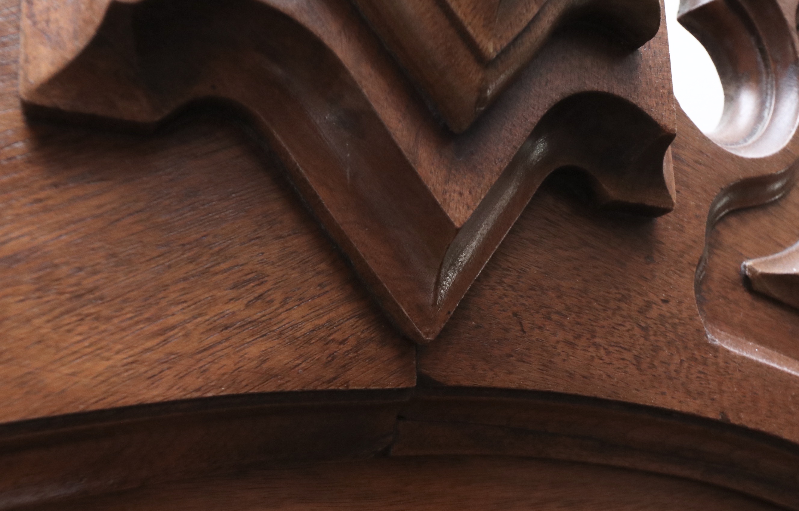 Late Victorian Walnut Queen Bed, Oak and Marble Side Table, Late 19th Century