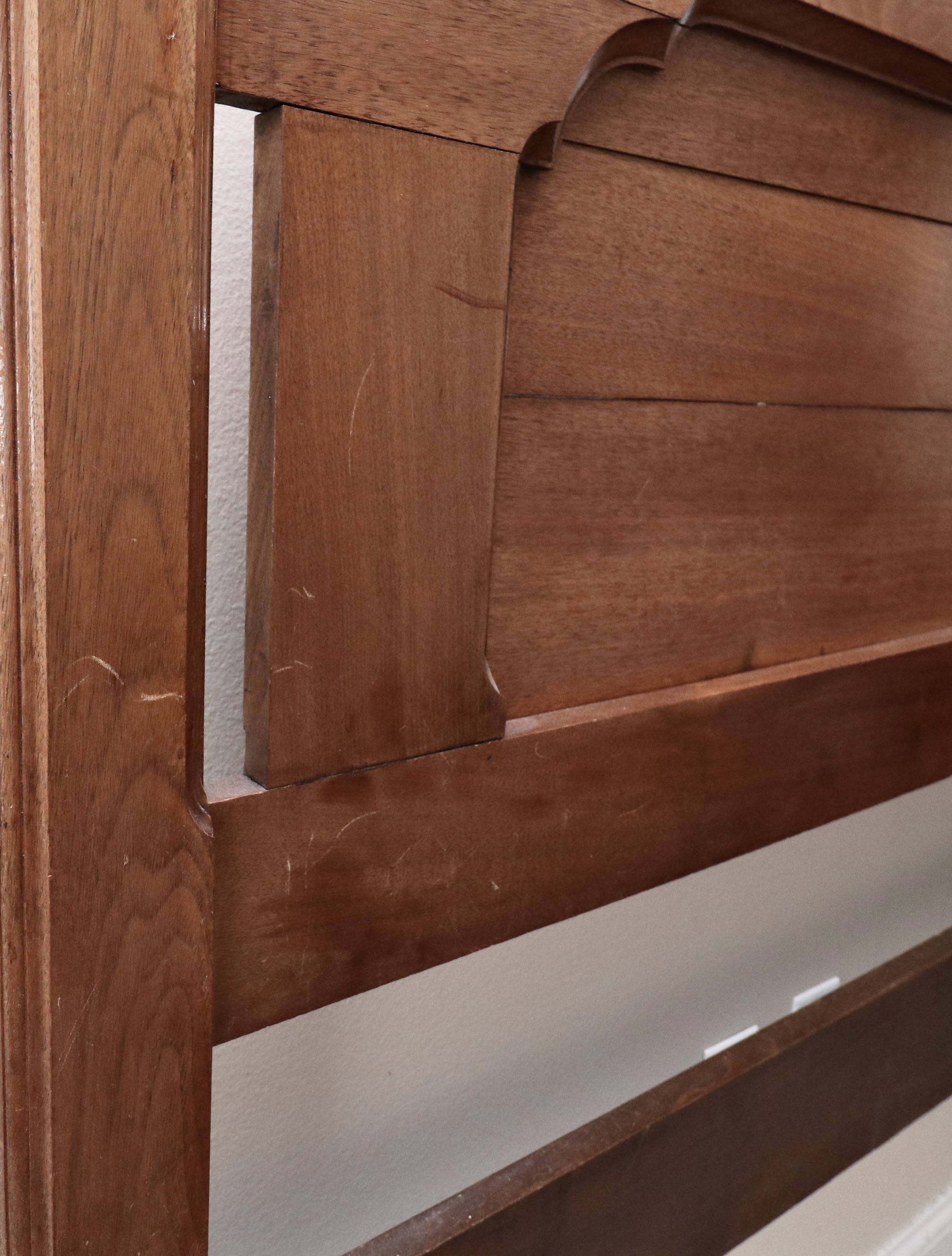 Late Victorian Walnut Queen Bed, Oak and Marble Side Table, Late 19th Century