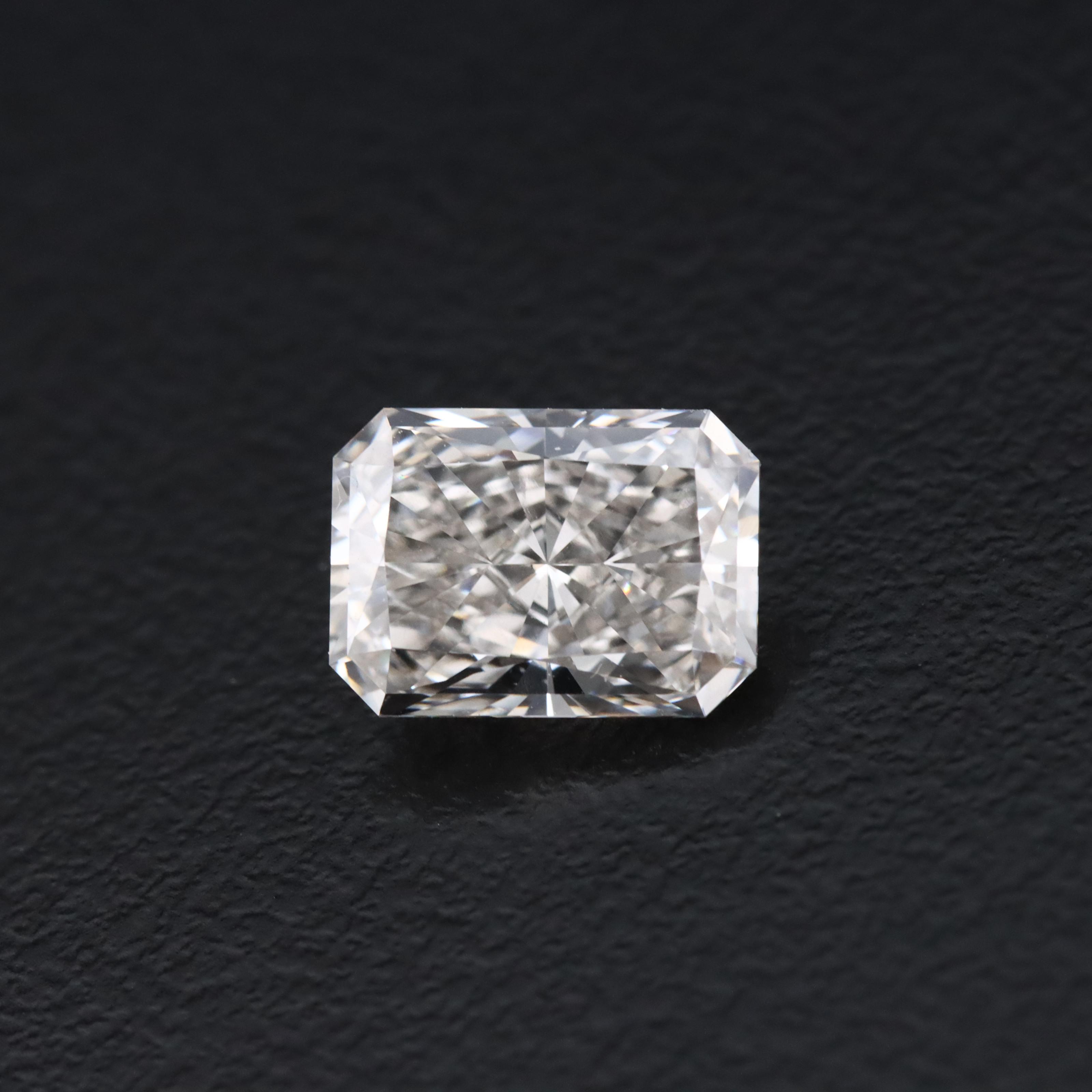 Loose 1.91 CT Lab Grown Diamond with IGI Report