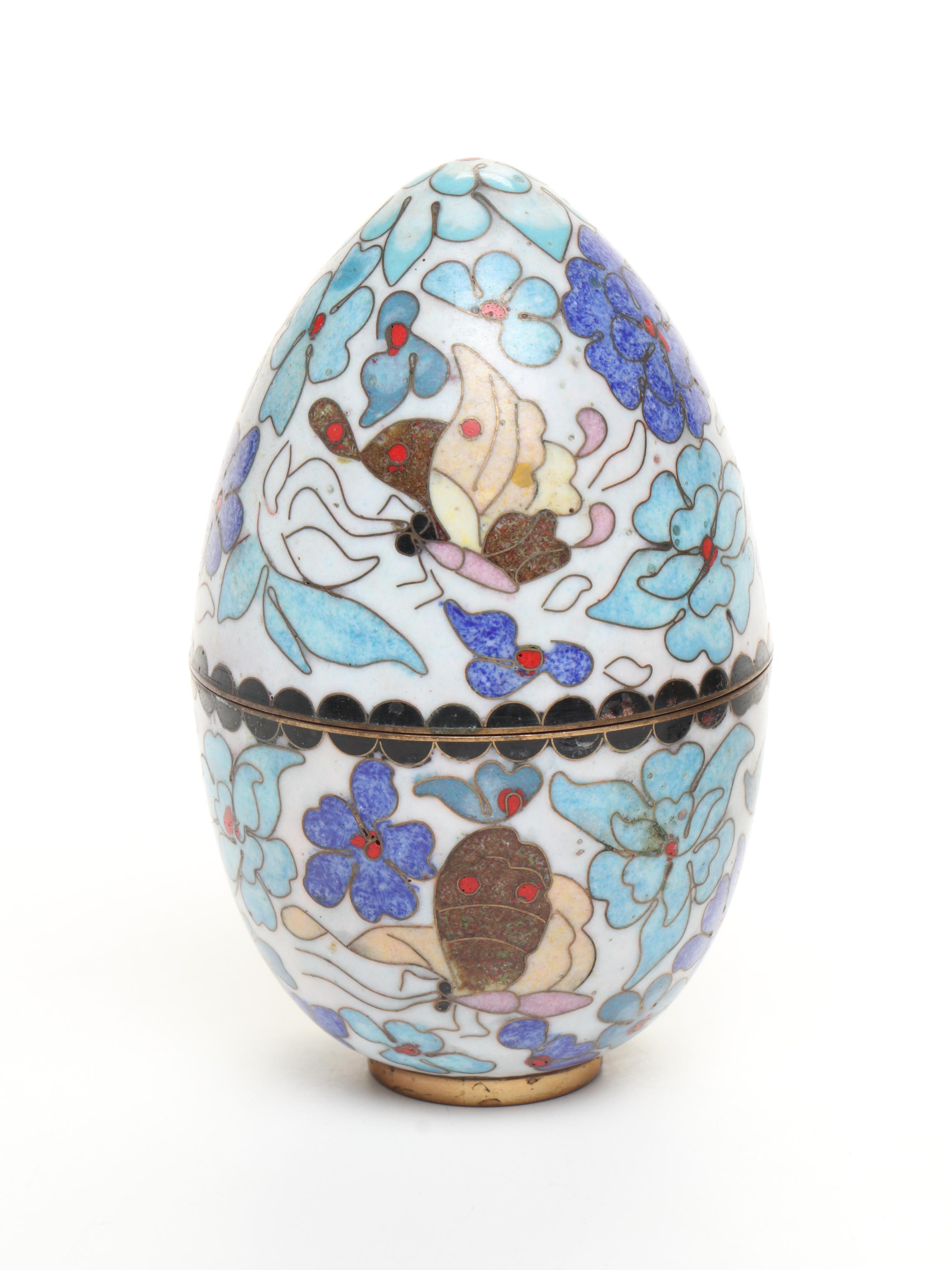 Cloisonné, Plique-à-Jour, Porcelain, Lacquer & Other Decorative Eggs