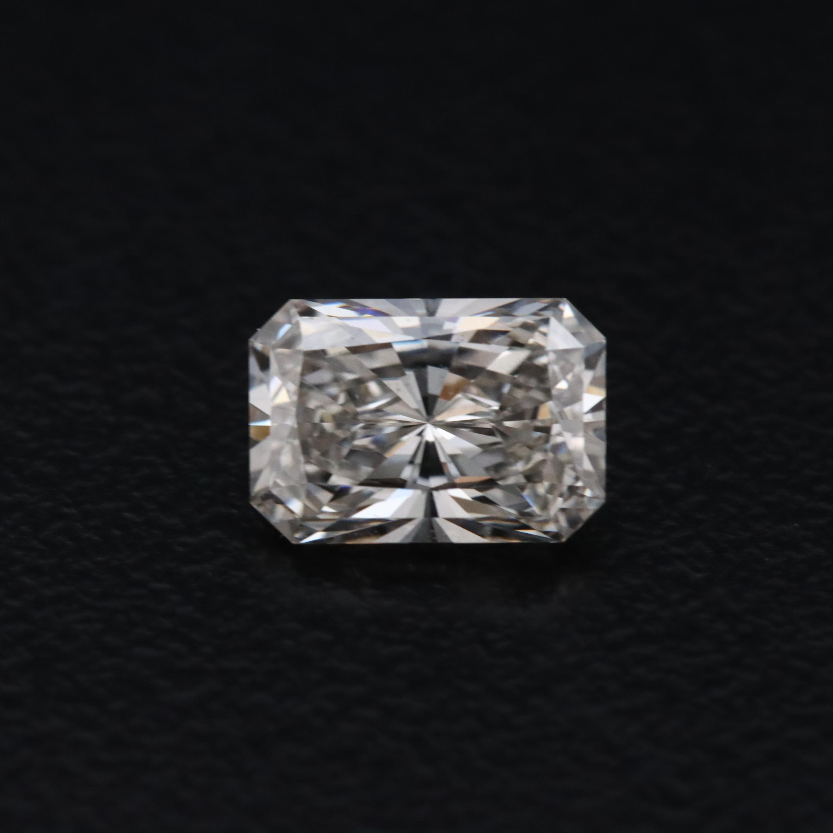 Loose 1.01 CT Lab Grown Diamond with IGI Report
