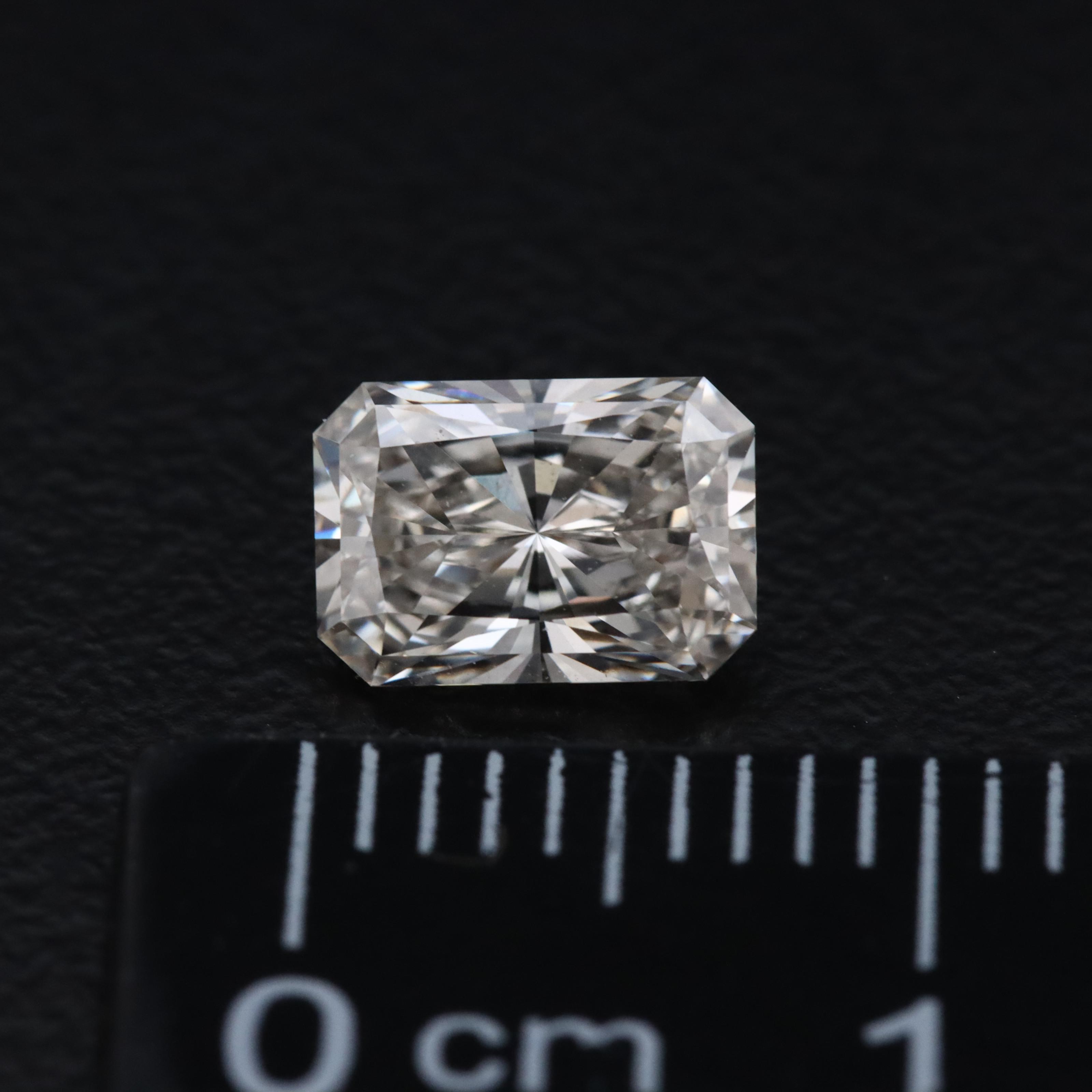 Loose 1.01 CT Lab Grown Diamond with IGI Report