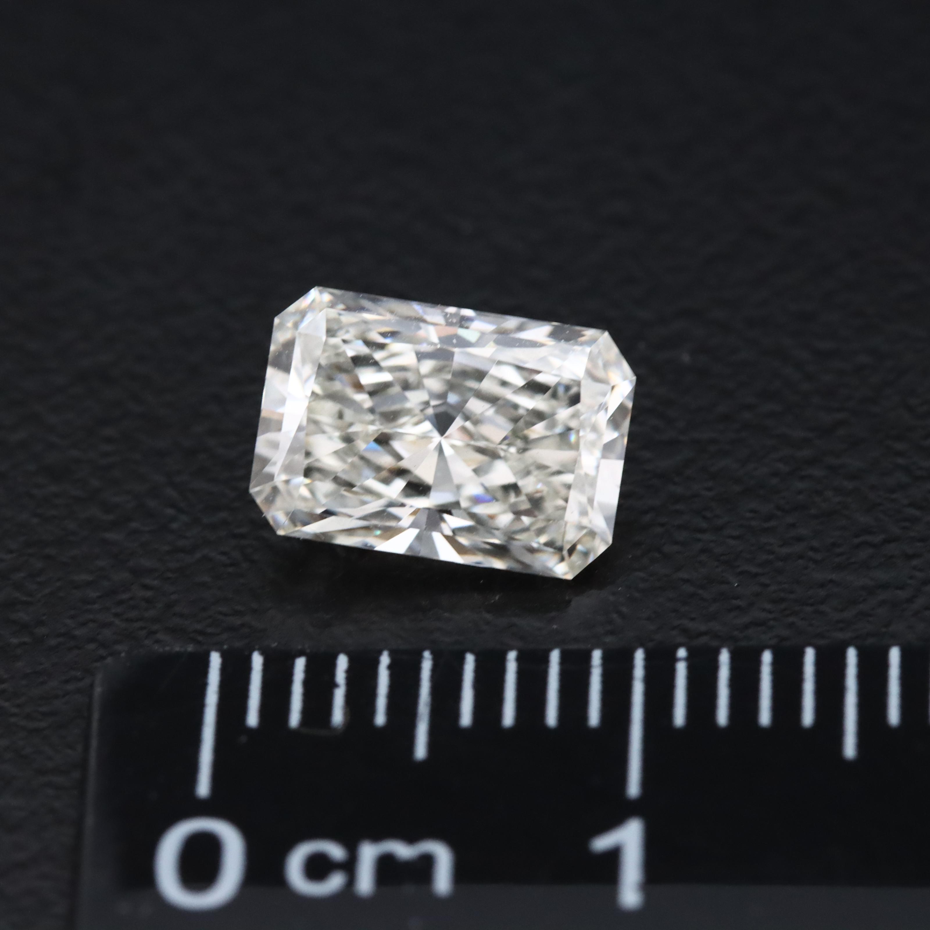 Loose 1.84 CT Lab Grown Diamond with IGI Report