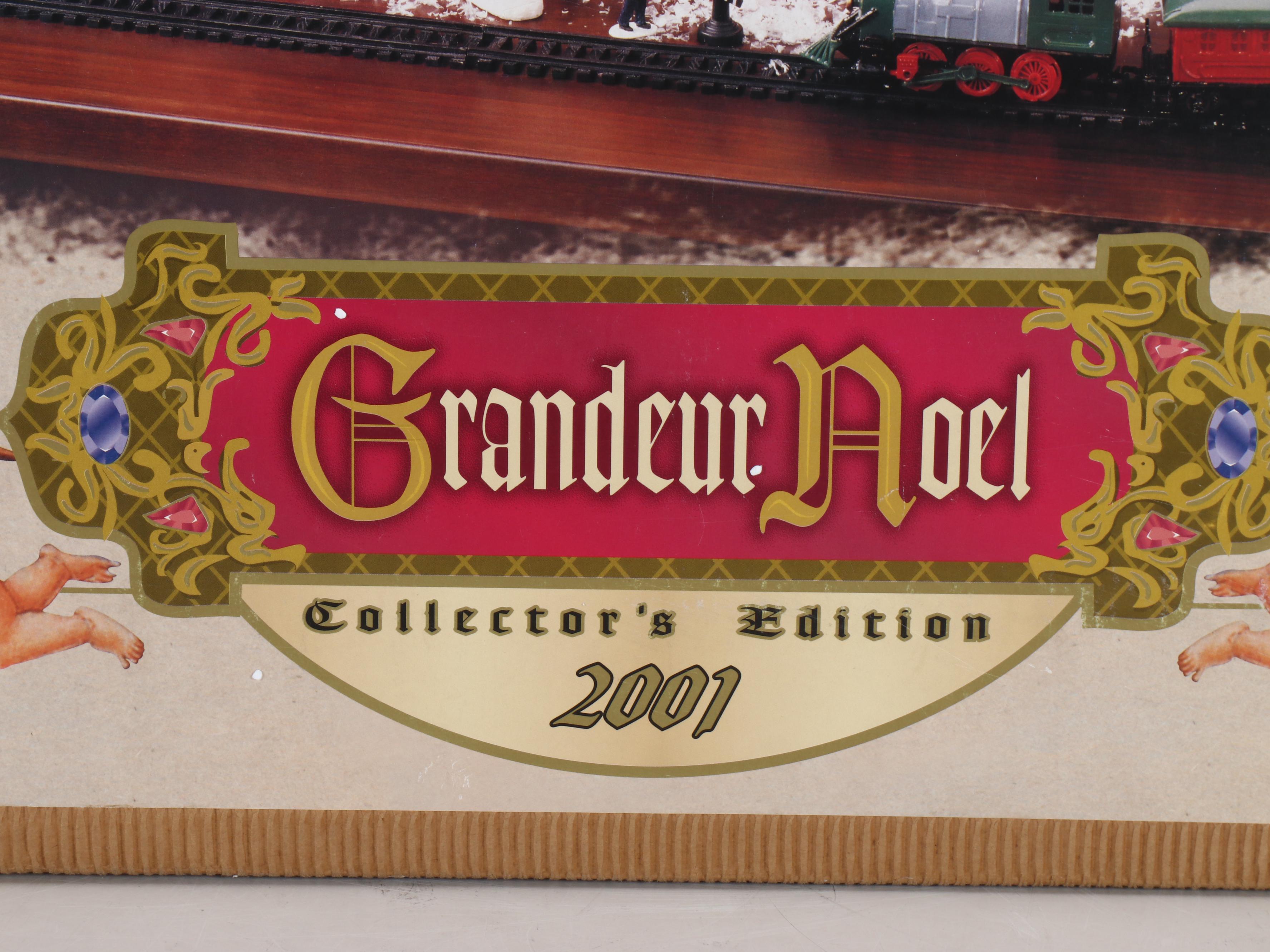 Grandeur Noel "42 Piece Train Village" Christmas Tabletop Décor, 2007
