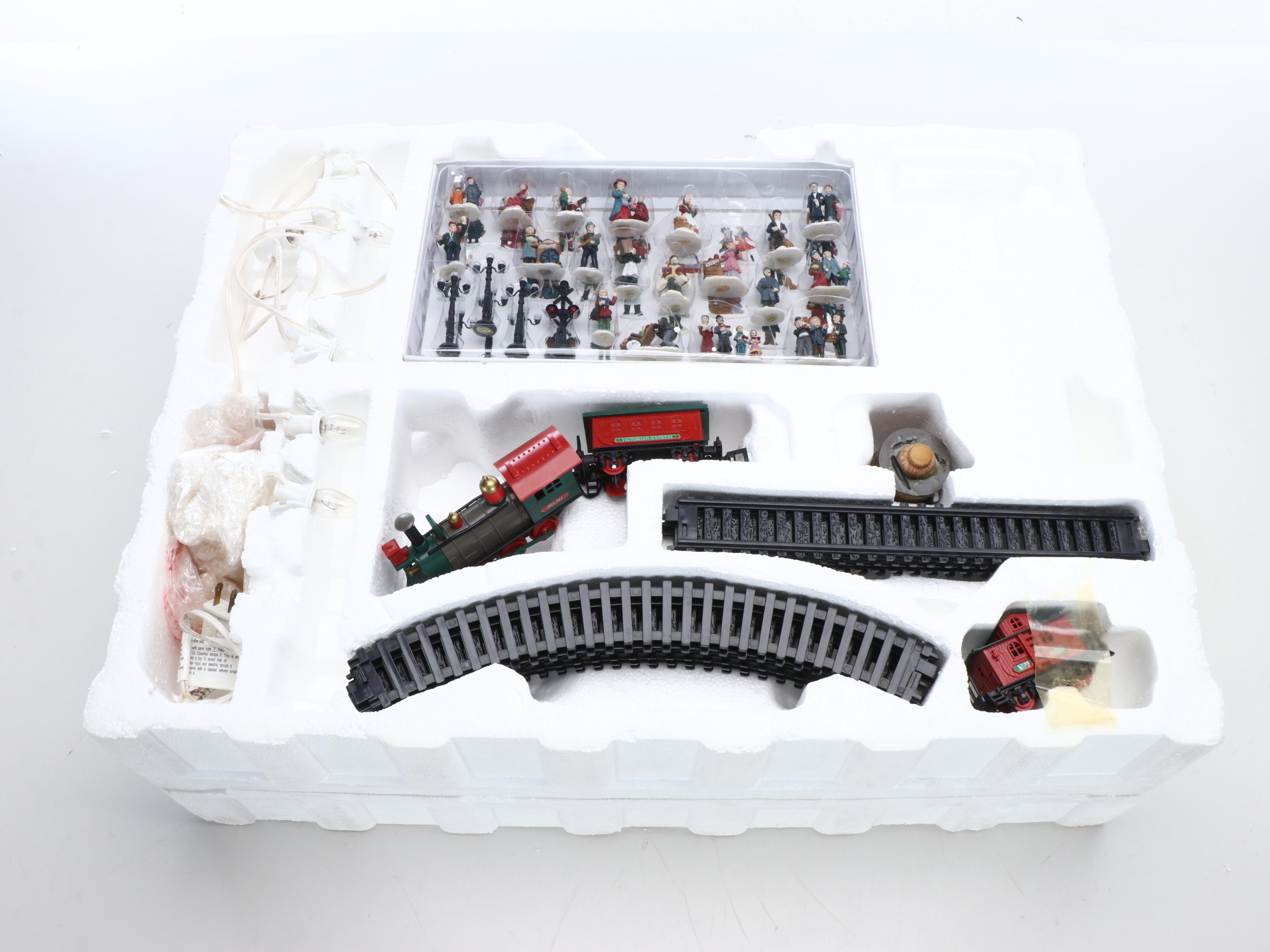 Grandeur Noel "42 Piece Train Village" Christmas Tabletop Décor, 2007