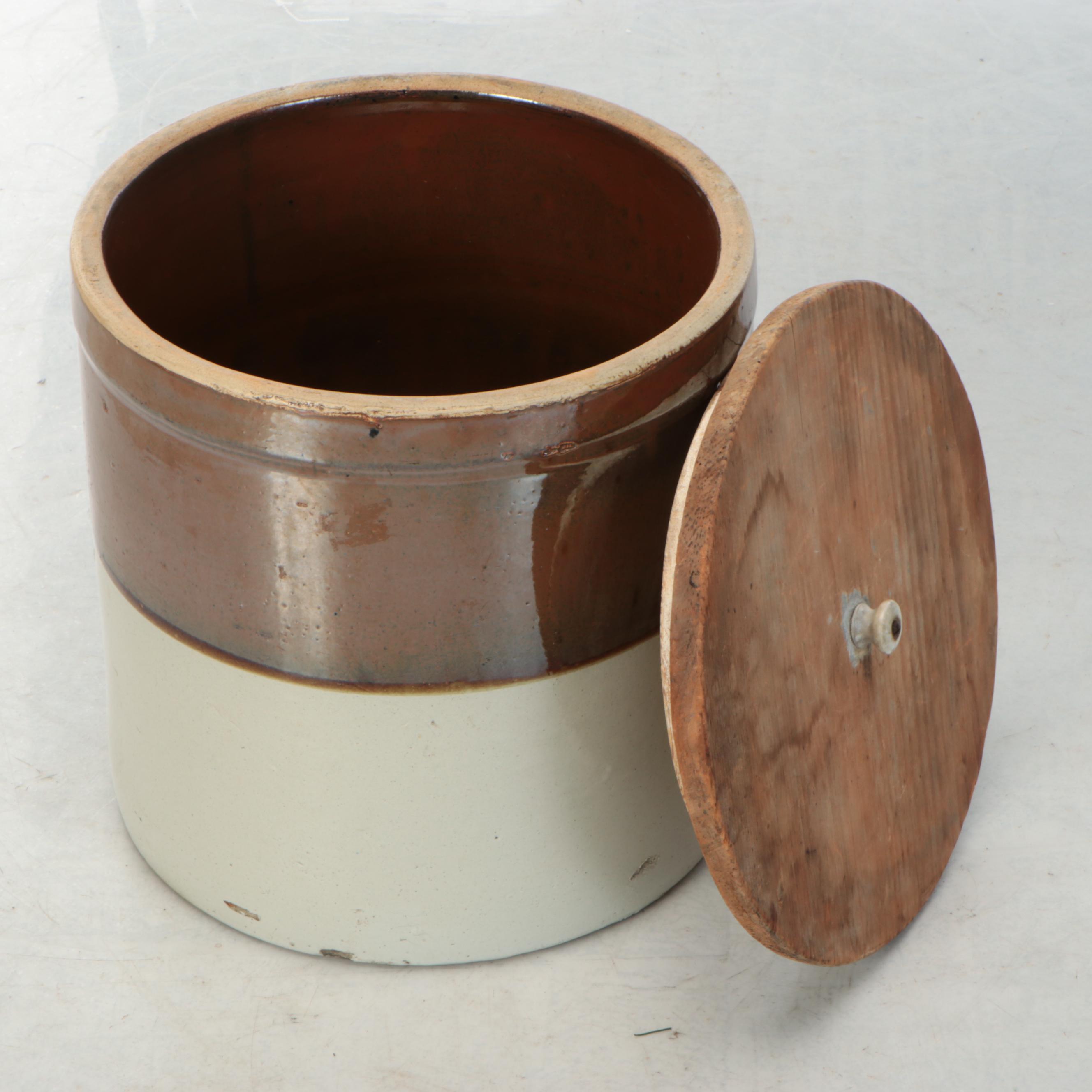 American Two-Tone Stoneware Crock with Wooden Lid, Early to Mid-20th Century
