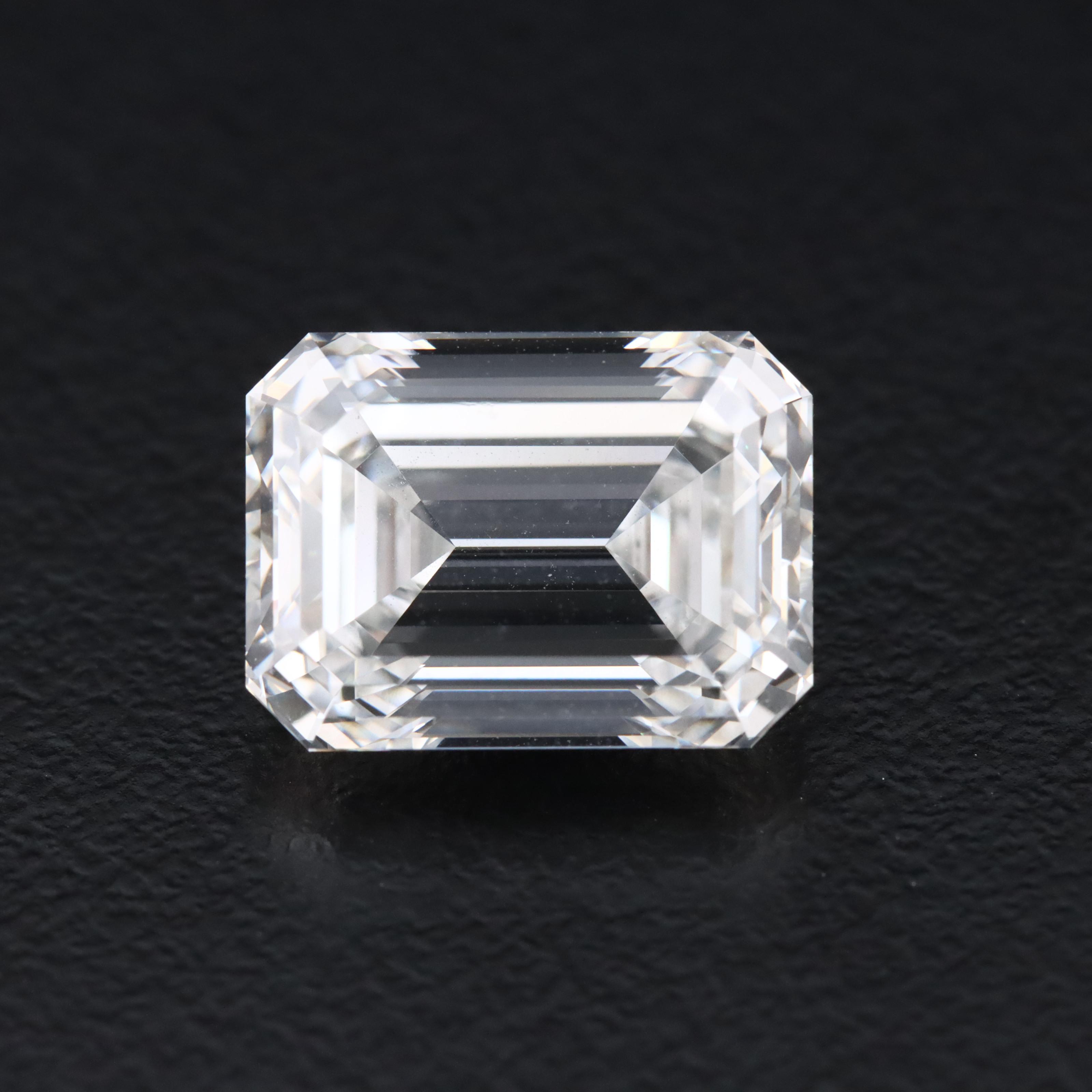 Loose 5.09 CT Lab Grown Diamond with IGI Report