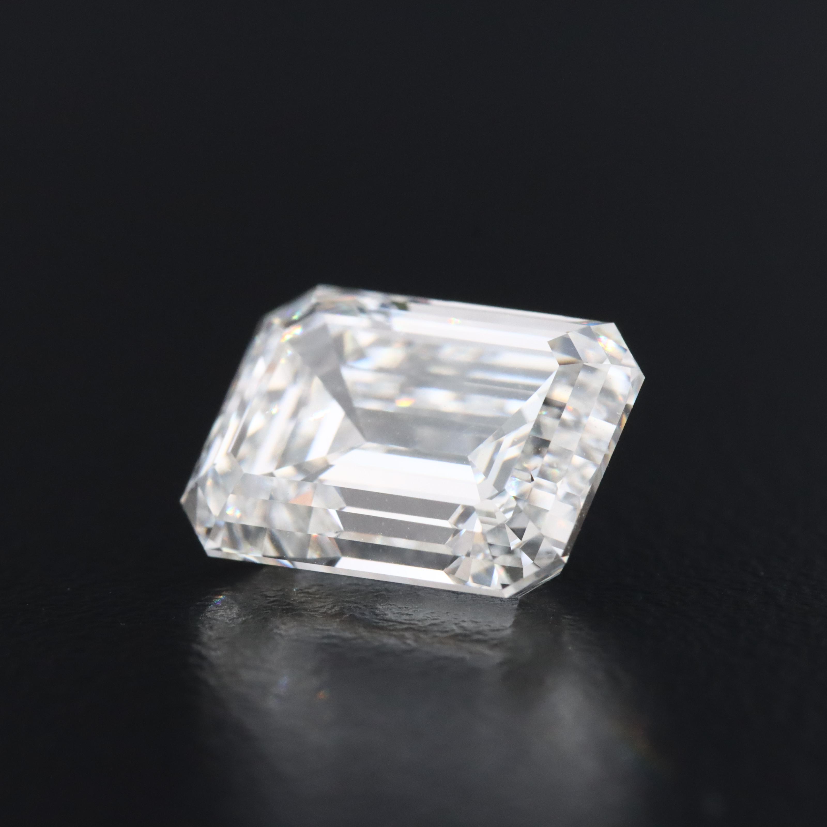 Loose 5.09 CT Lab Grown Diamond with IGI Report