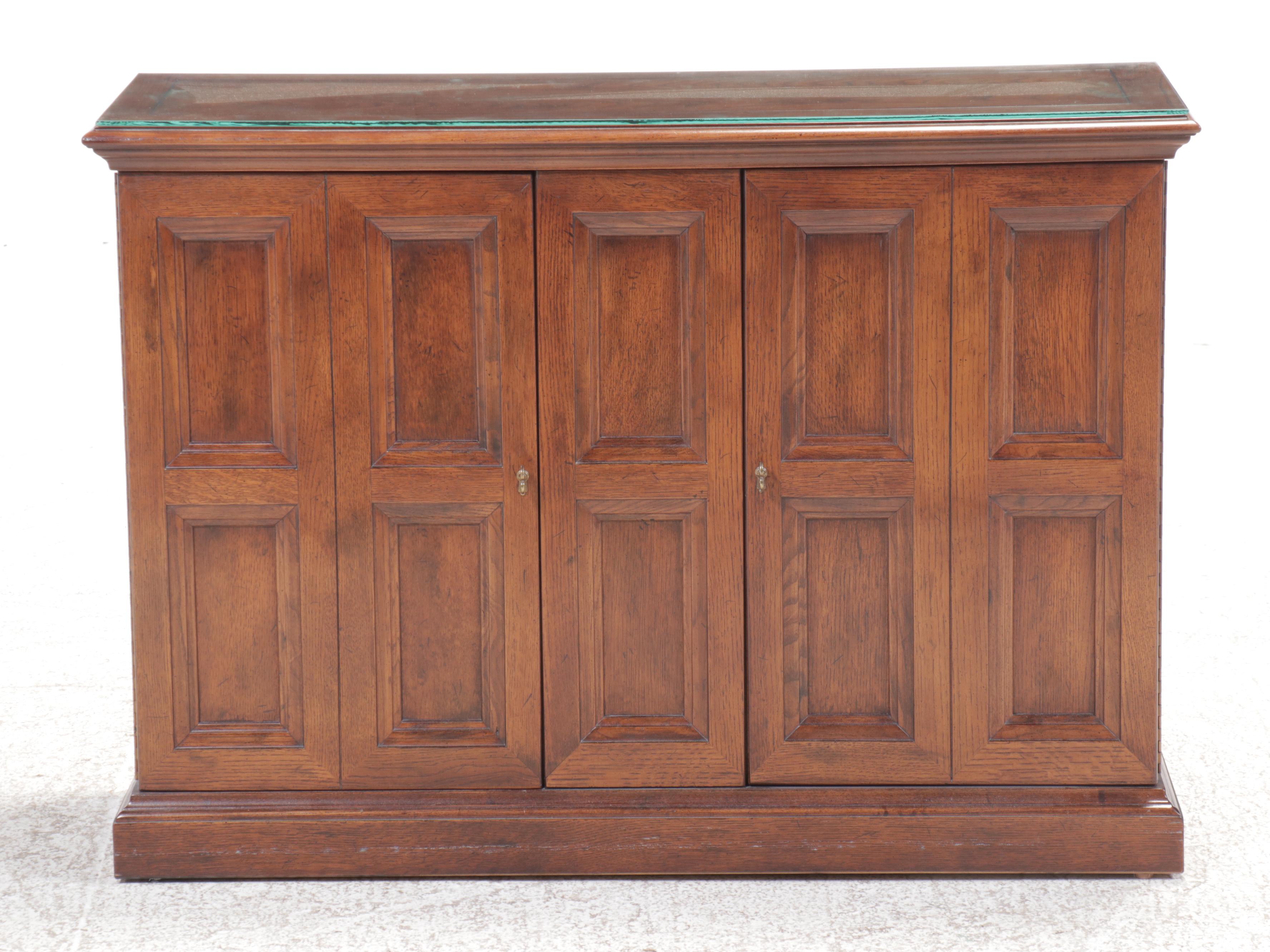 Henredon Mahogany Sideboard with Glass Top