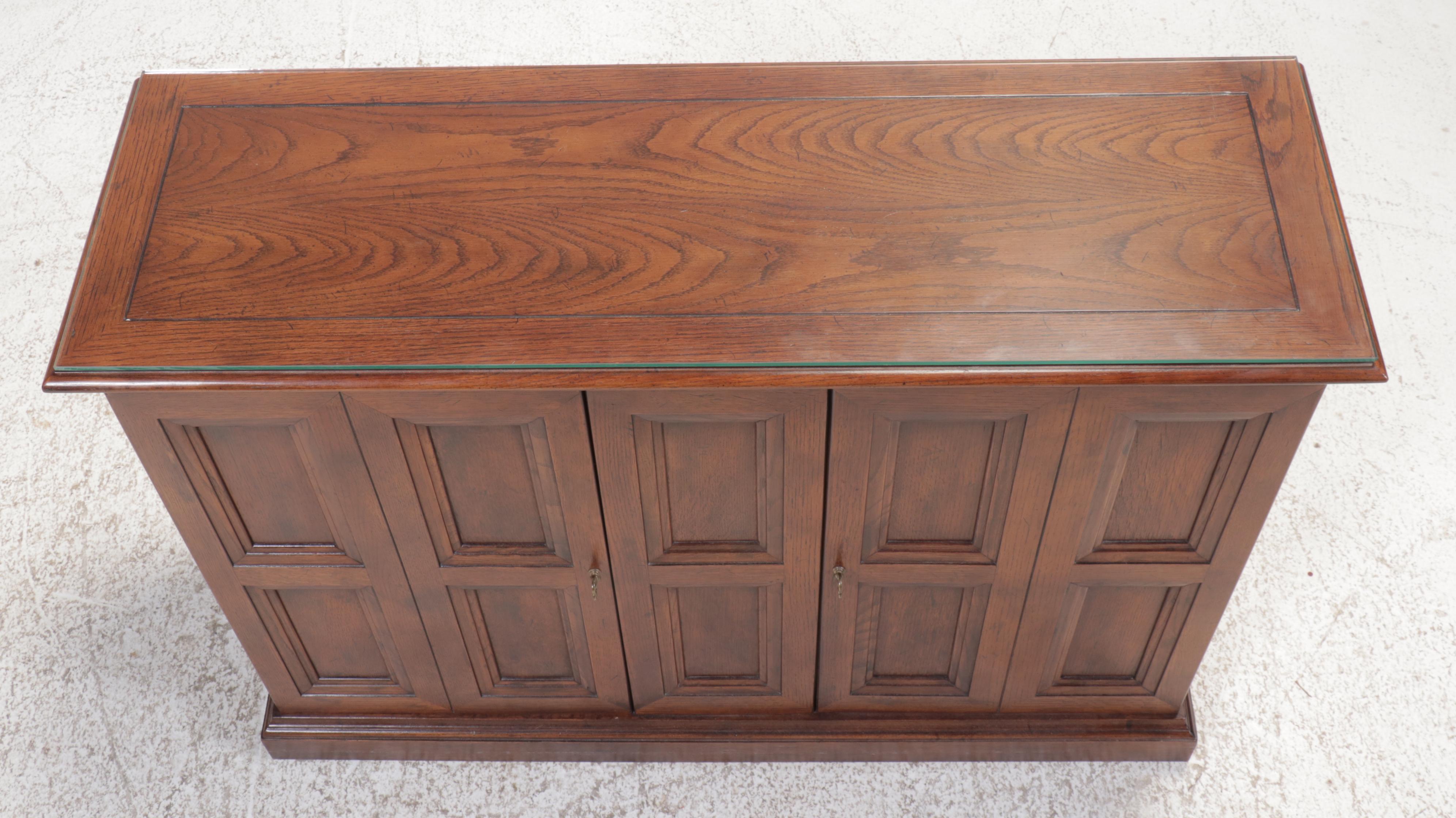 Henredon Mahogany Sideboard with Glass Top