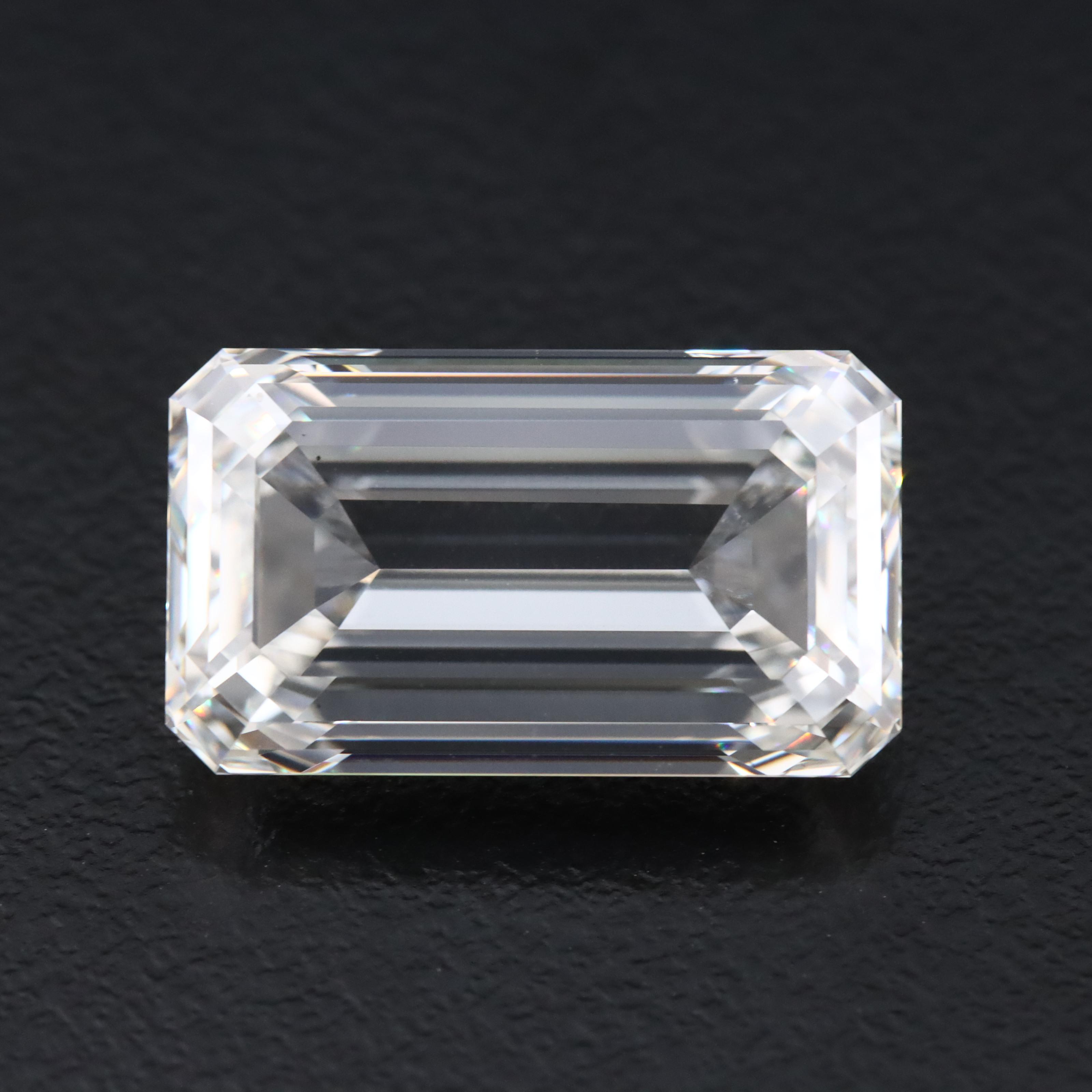 Loose 9.04 CT Lab Grown Diamond with IGI Report