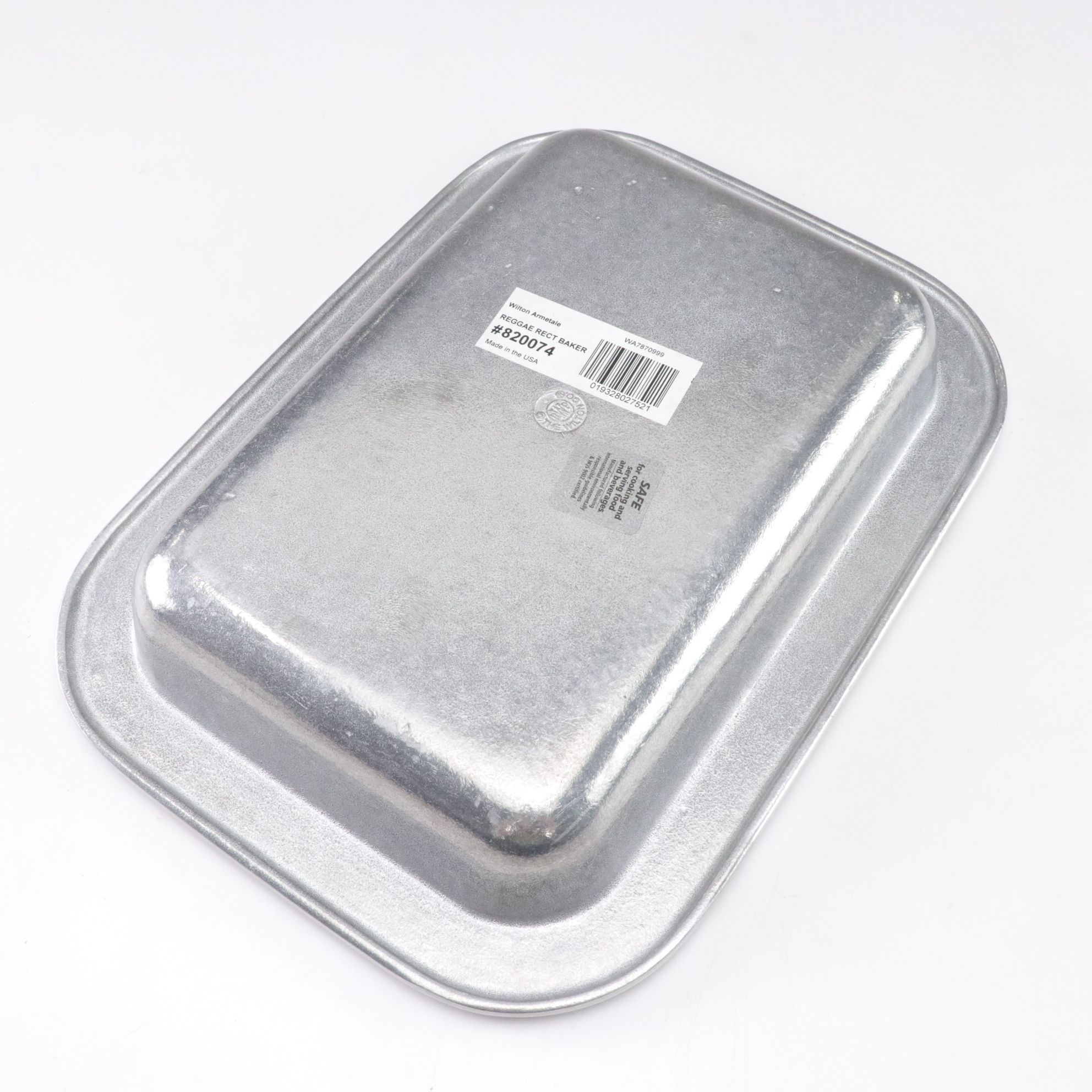 Wilton Armetale "Reggae" Pewter Baking Dish with Mariposa Pineapple Serveware