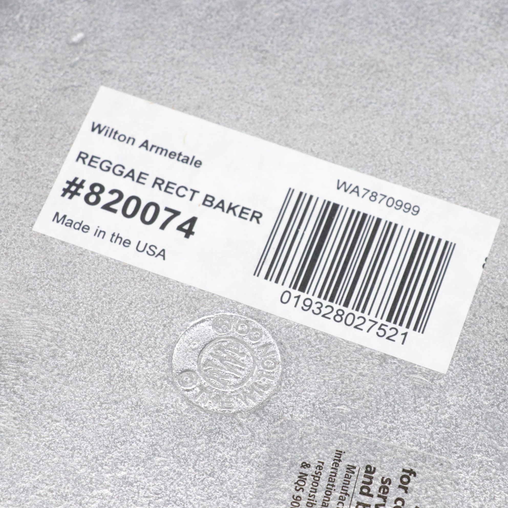 Wilton Armetale "Reggae" Pewter Baking Dish with Mariposa Pineapple Serveware