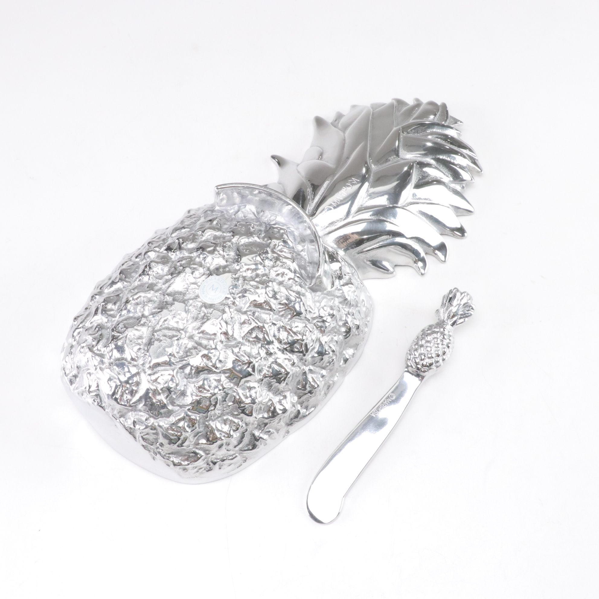 Wilton Armetale "Reggae" Pewter Baking Dish with Mariposa Pineapple Serveware