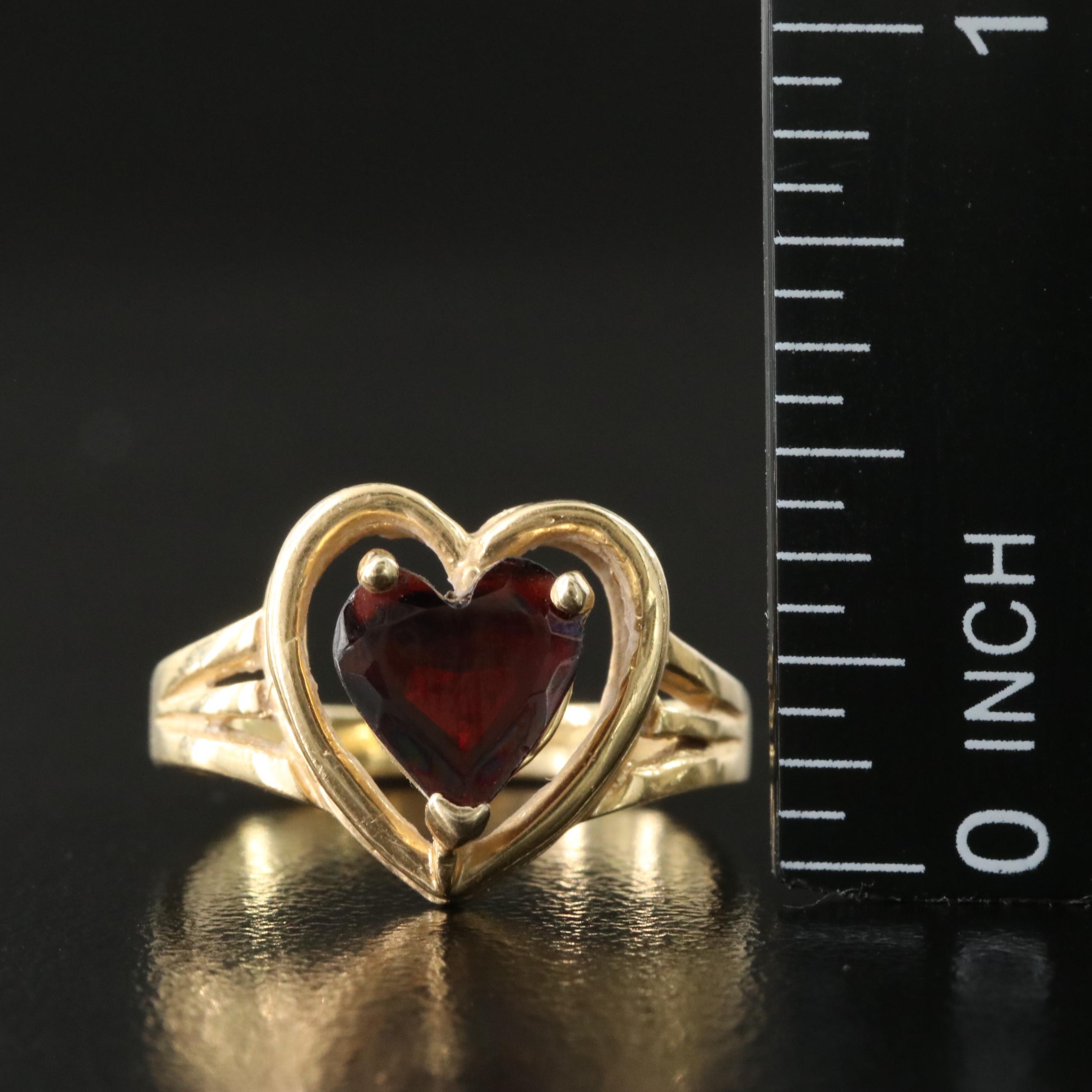14K Garnet Heart Ring