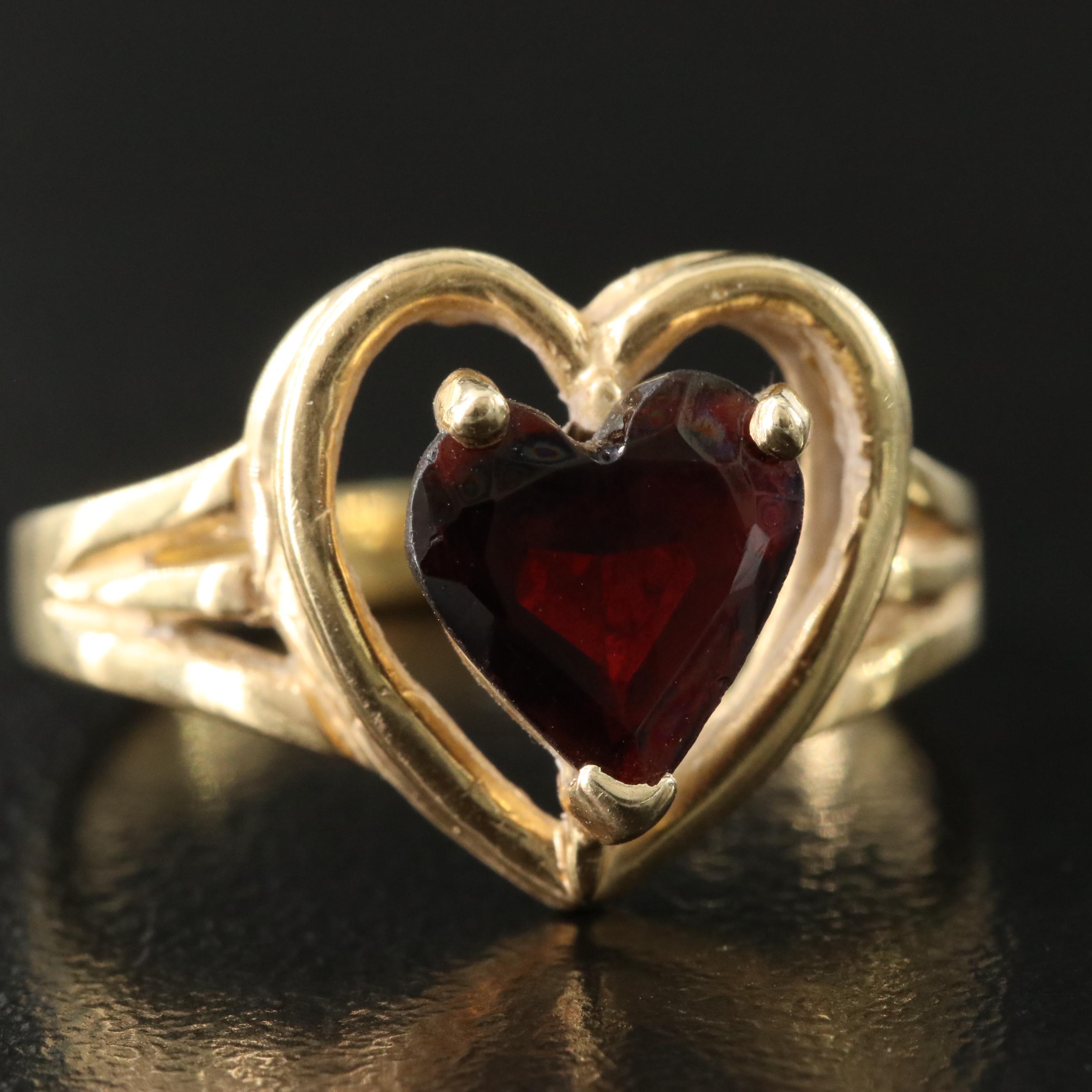 14K Garnet Heart Ring