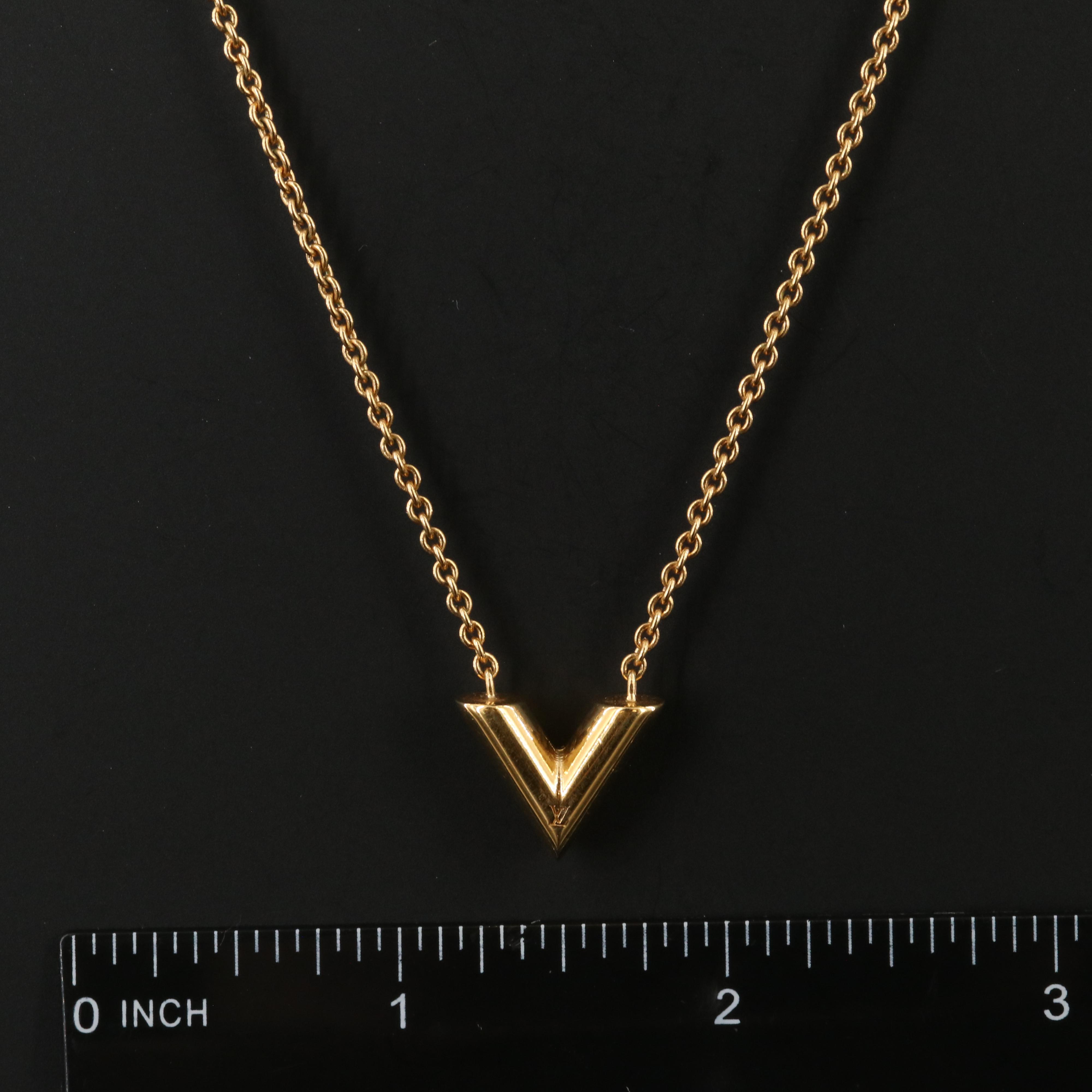 Louis Vuitton Essential V Necklace