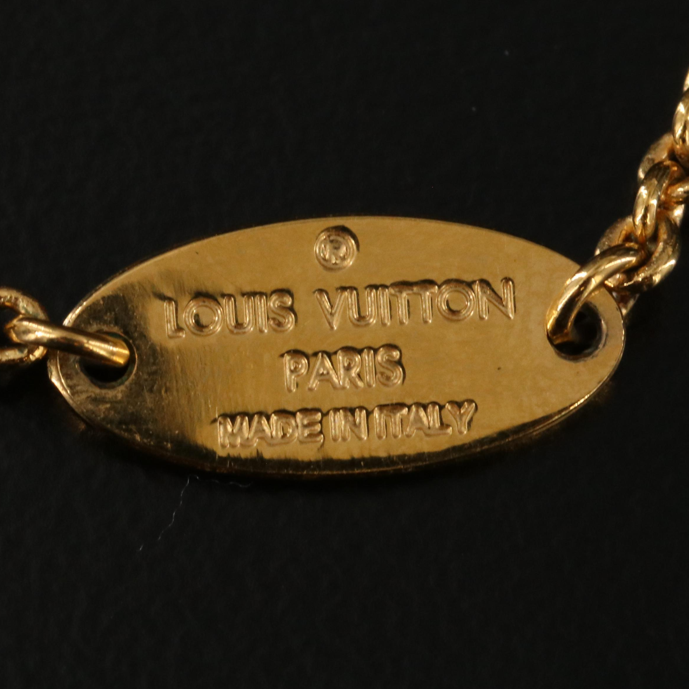 Louis Vuitton Essential V Necklace