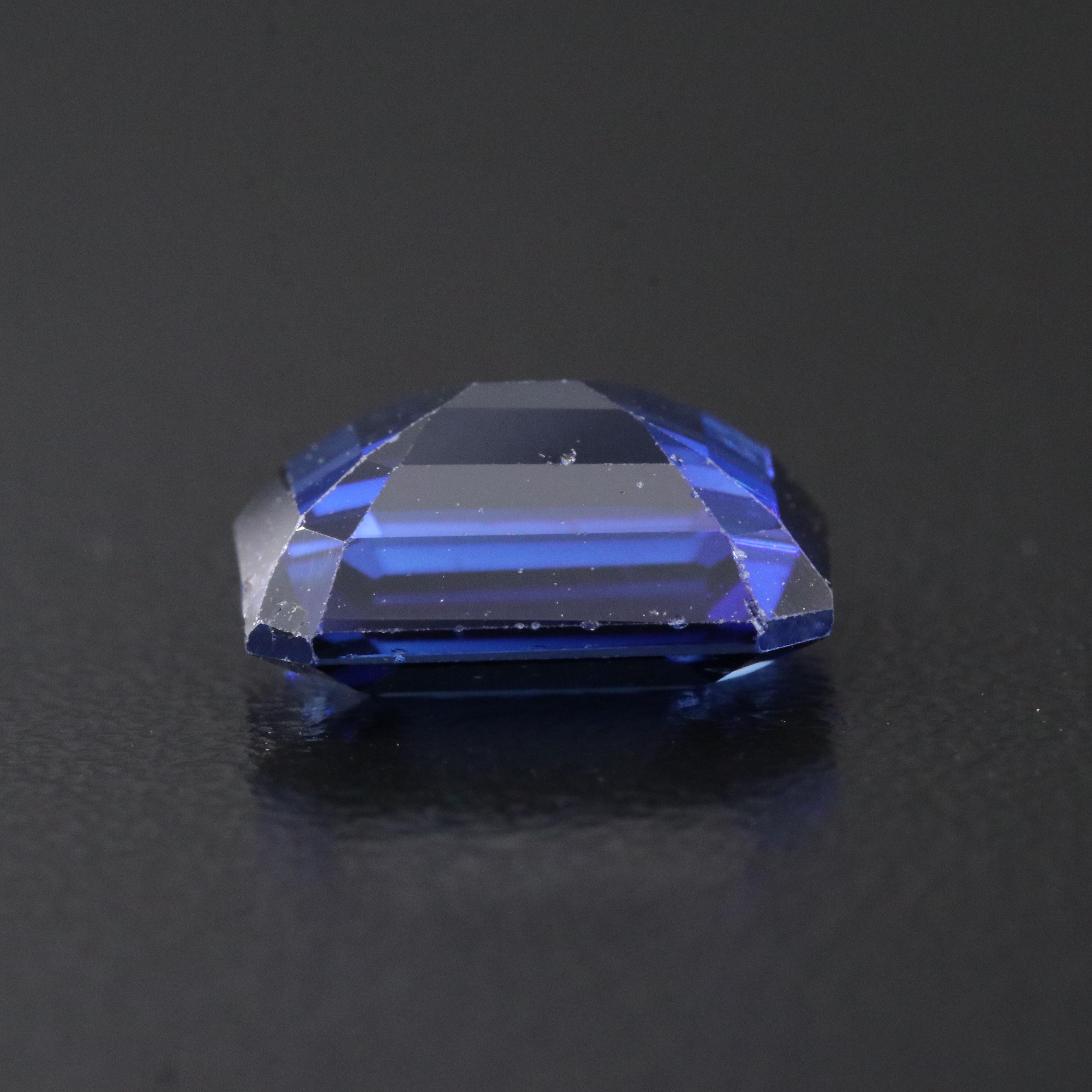 Loose 5.59 CT Lab Grown Sapphire