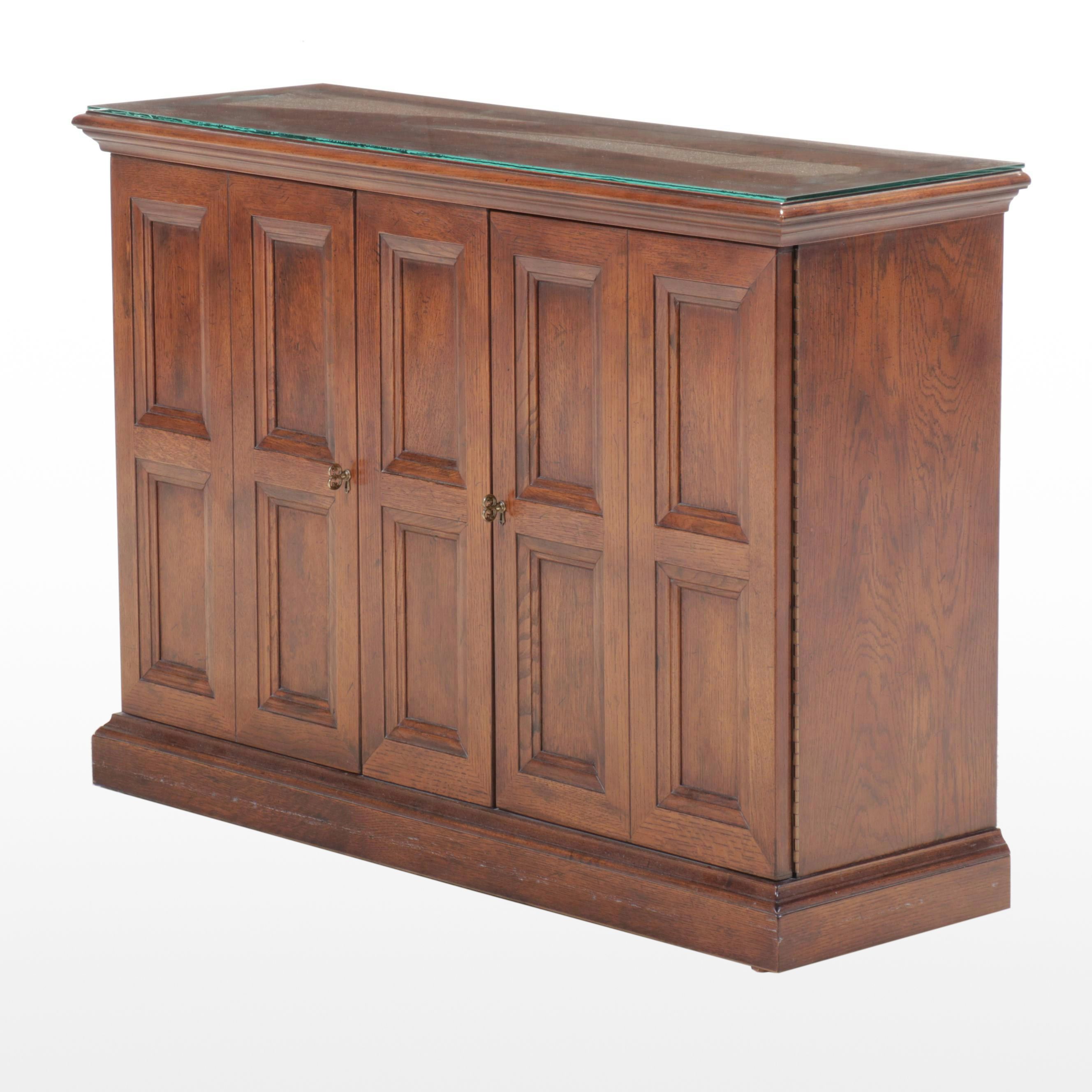 Henredon Mahogany Sideboard with Glass Top