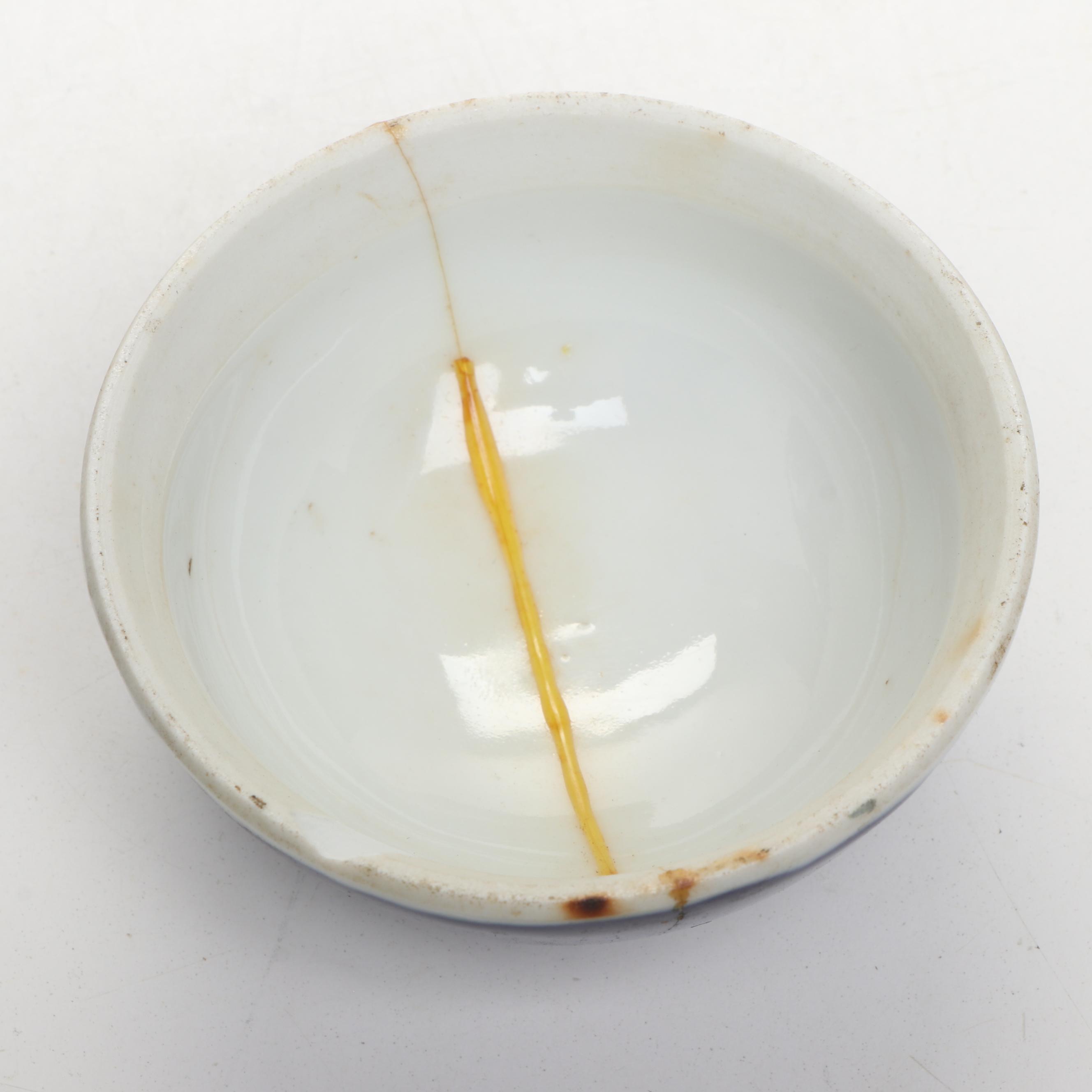 Chinese Floral Blue and White Porcelain Lidded Urns and Jars with Vase