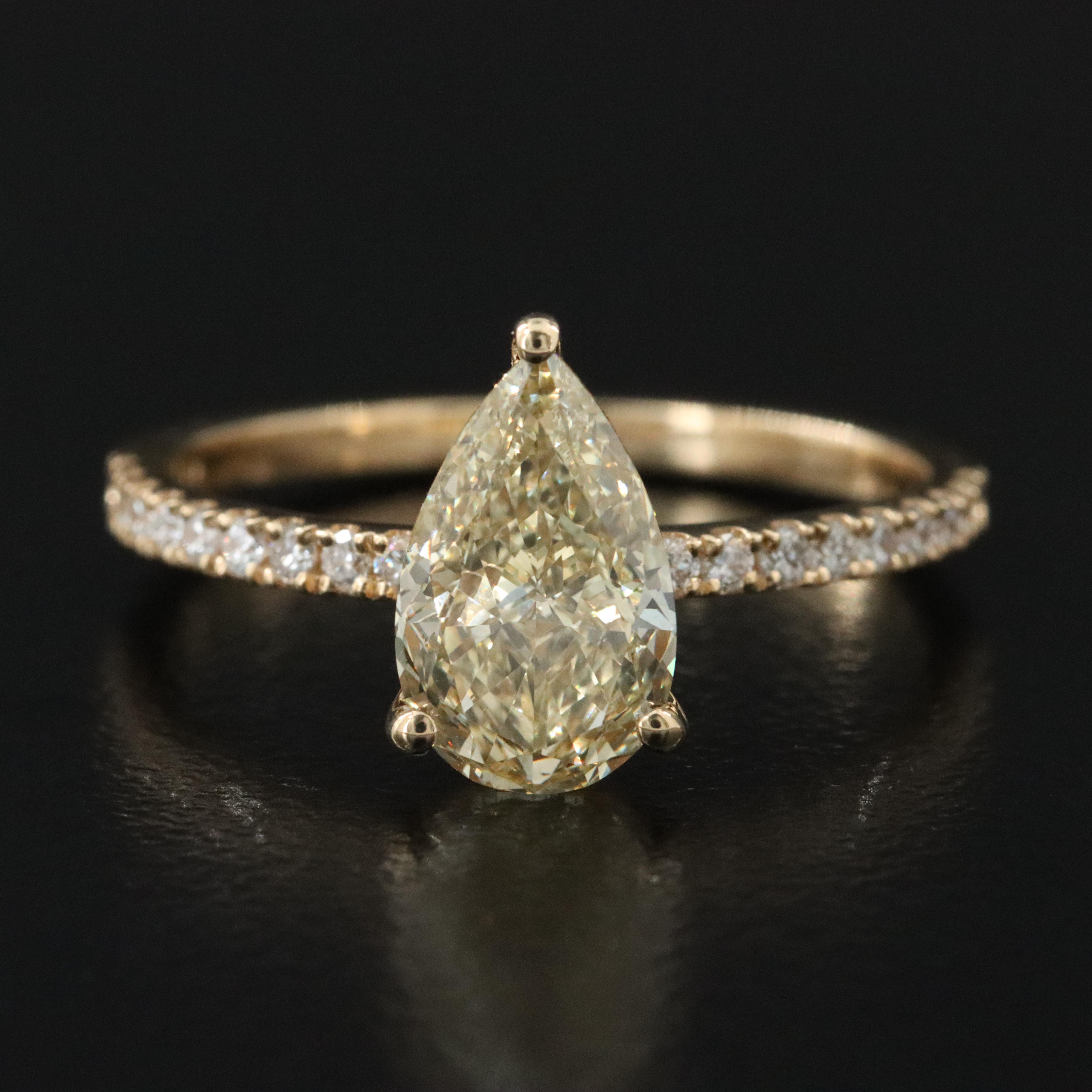 18K 1.77 CTW Lab Grown Diamond Ring with Fancy Yellow Center and IGI Report