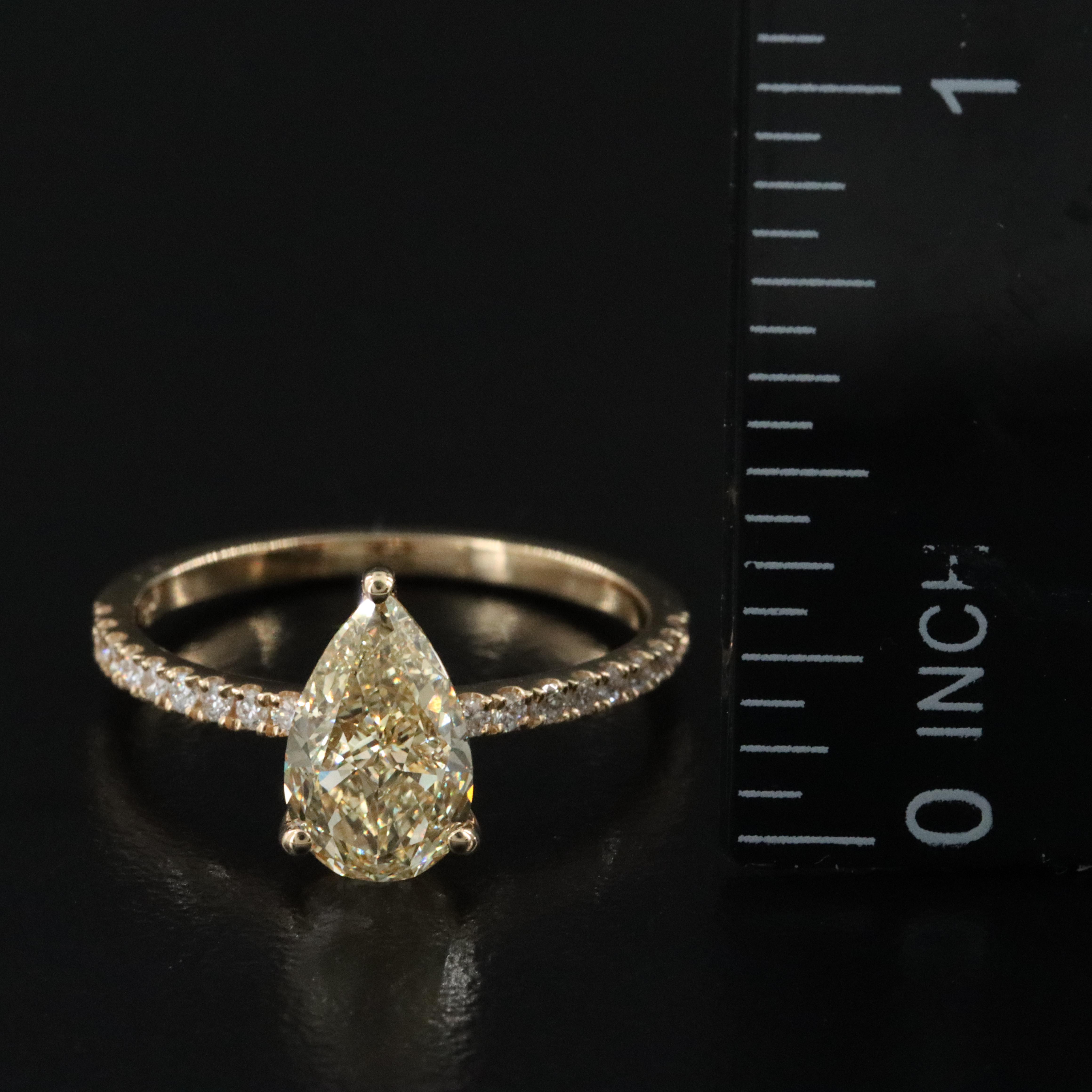 18K 1.77 CTW Lab Grown Diamond Ring with Fancy Yellow Center and IGI Report
