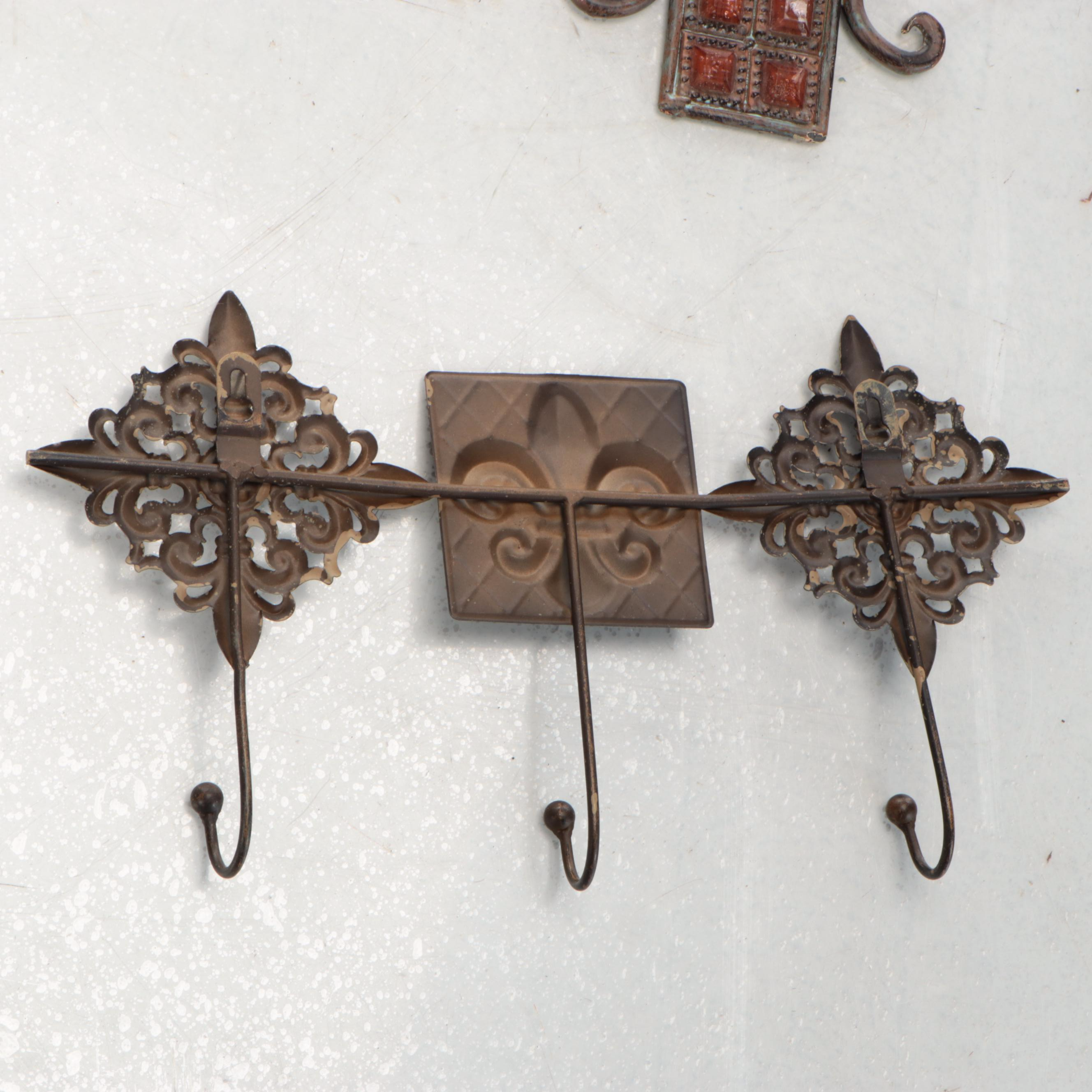 Scrolled Metal Plate Rack and Hooks