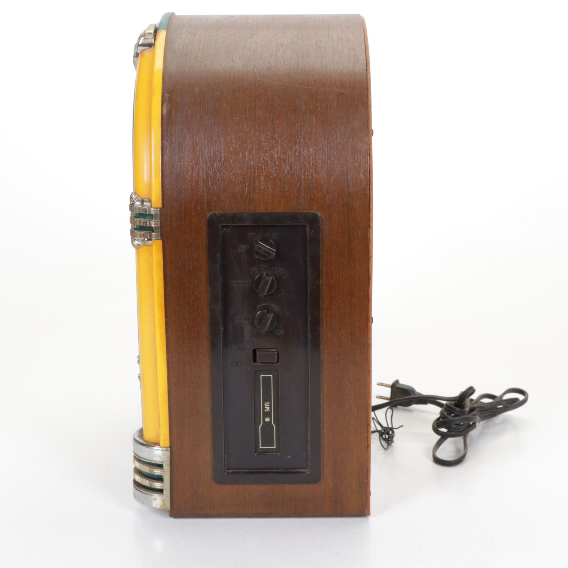 Salem FreshSide Collector's Edition Radio and Cassette Tape Player