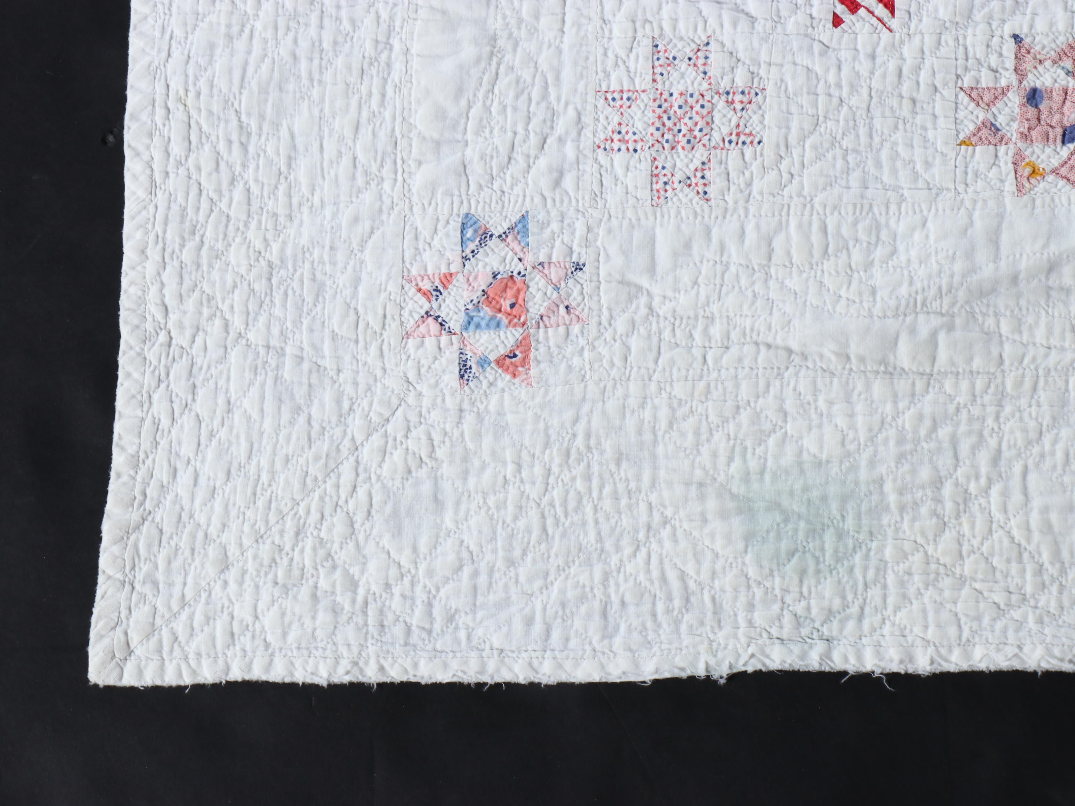 Hand-Crafted "Ohio Star" Pieced Cotton Quilt, Mid to Late 20th C.