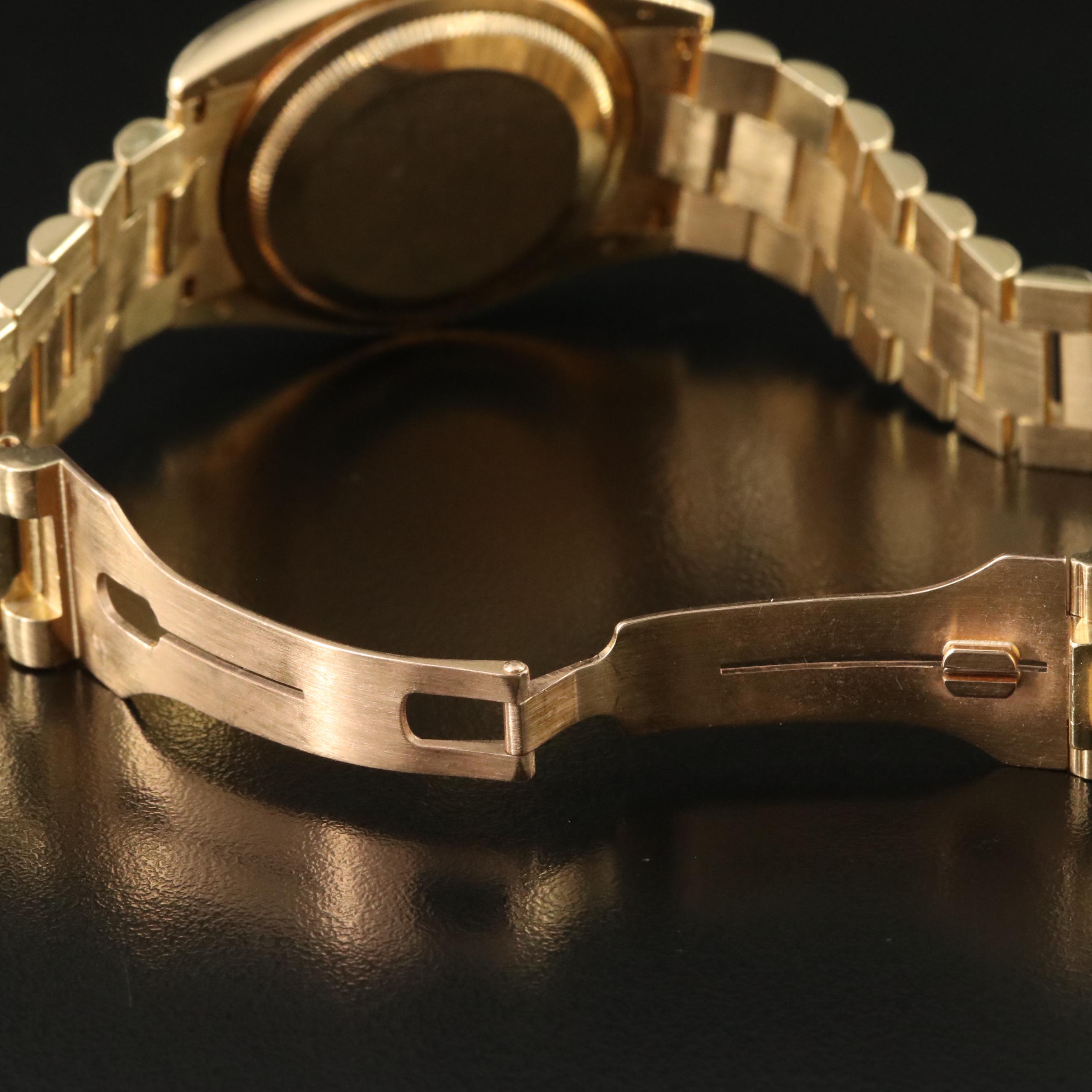 Rolex Day-Date 118208 18K Gold 36mm Automatic Watch c.2000