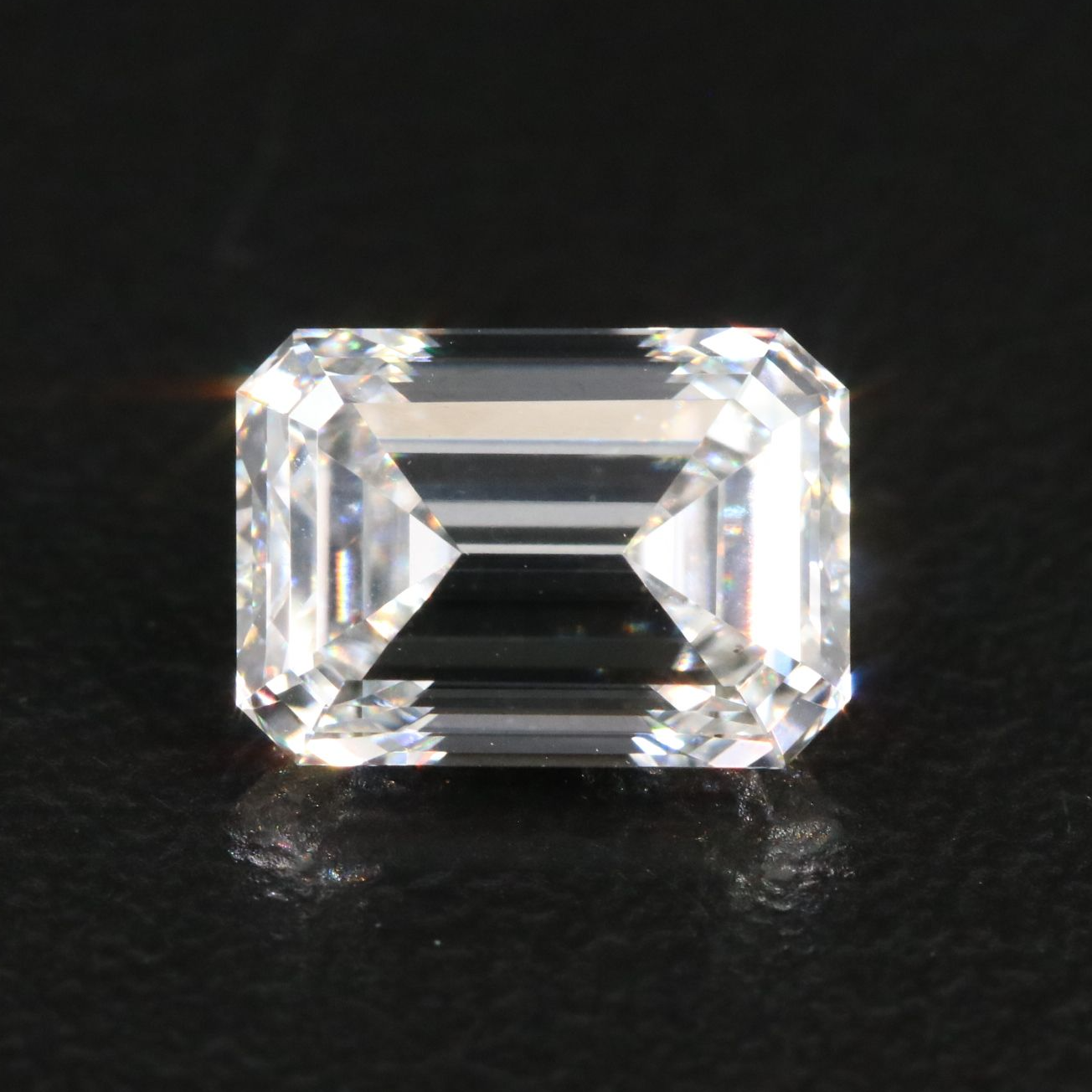 Loose 1.99 CT Lab Grown Diamond with IGI Report