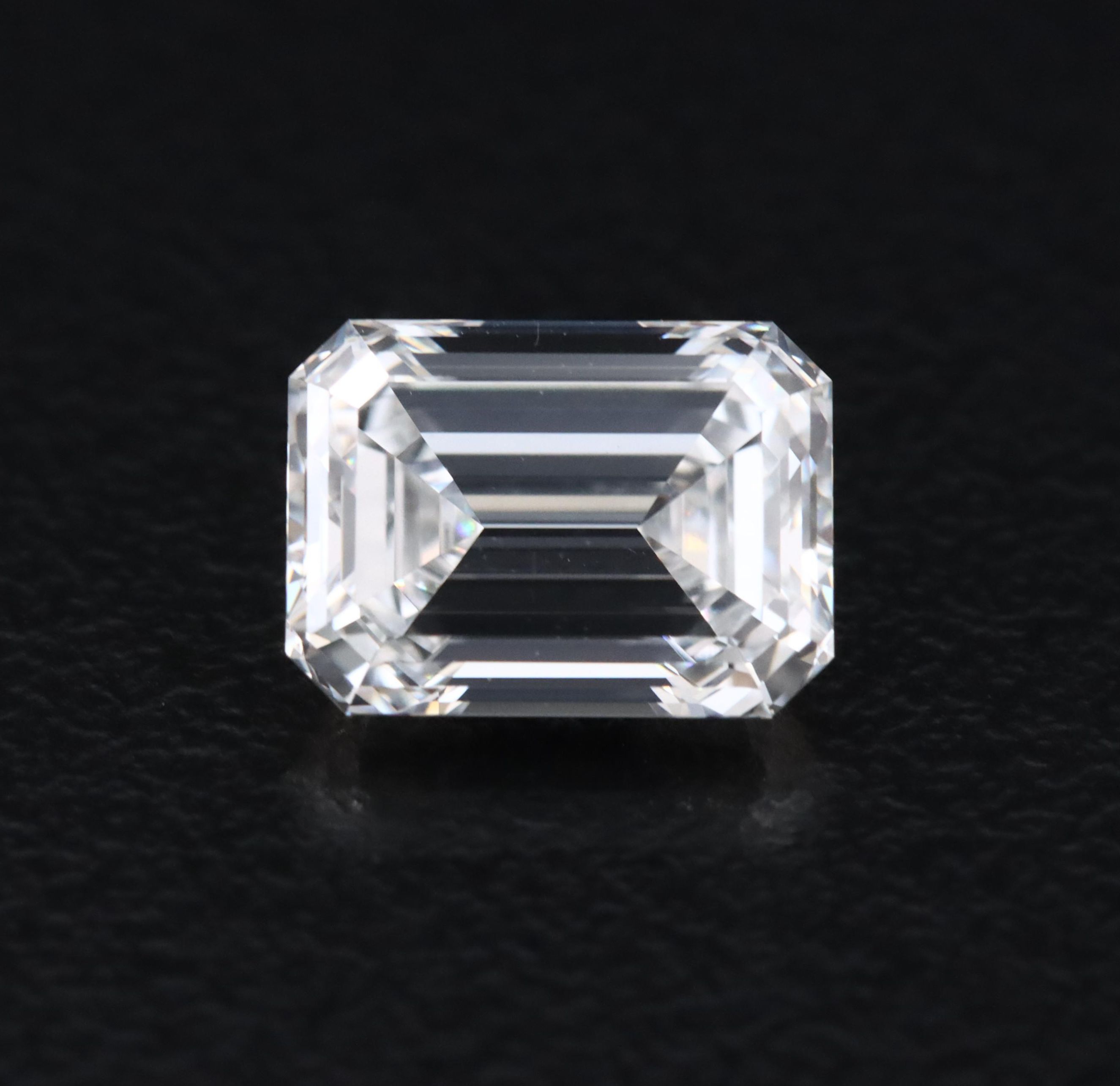 Loose 1.59 CT Lab Grown Diamond with IGI Report