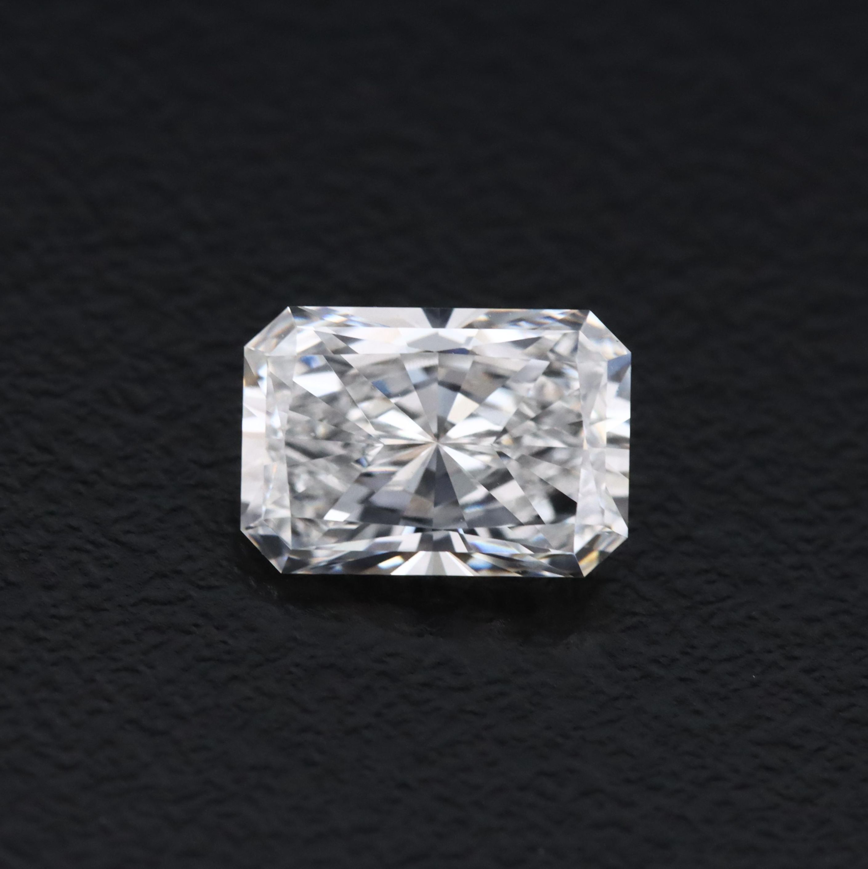 Loose 1.44 CT Lab Grown Diamond with IGI Report