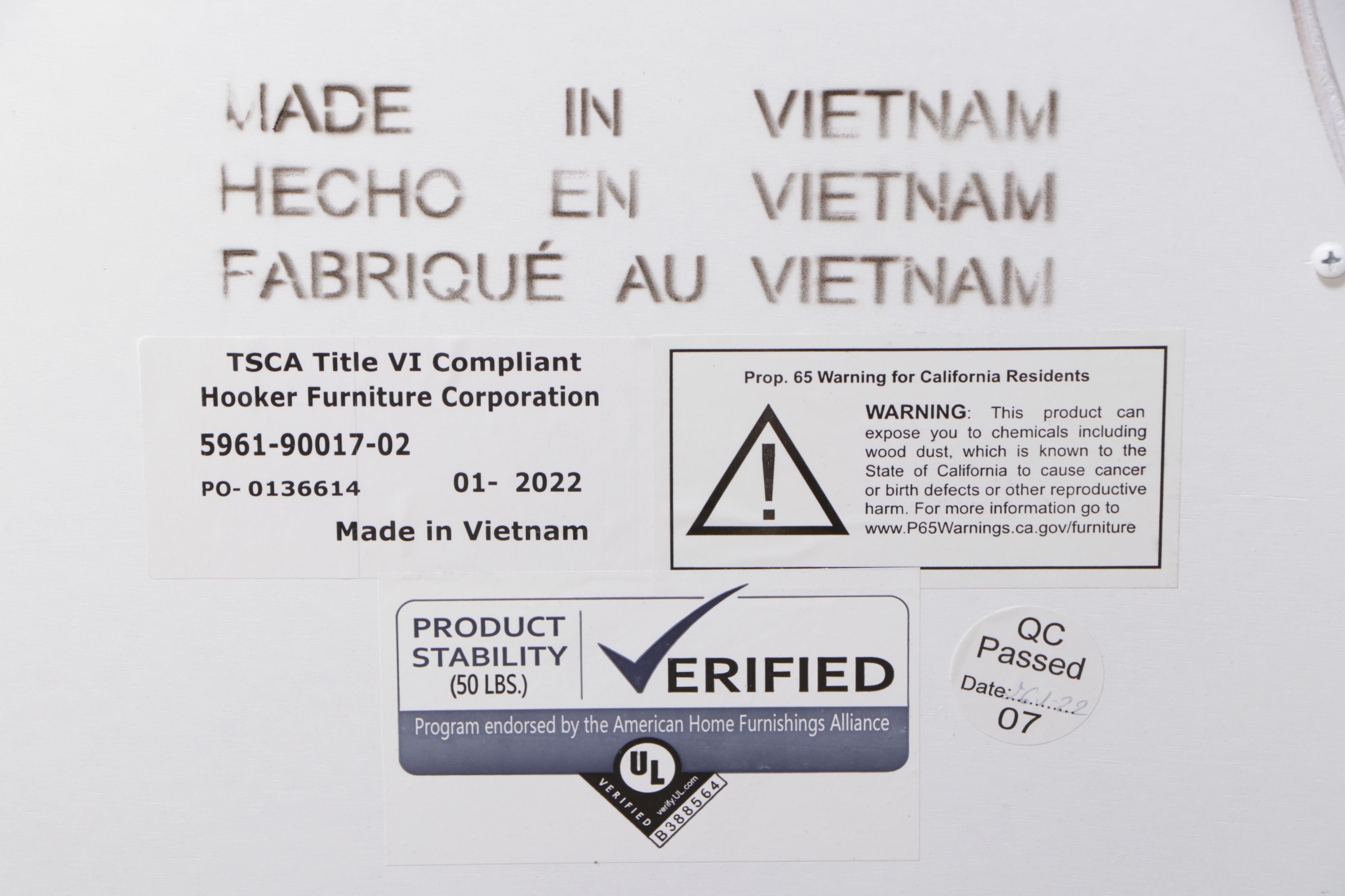 Hooker French Provincial White-Finished Wood Commode