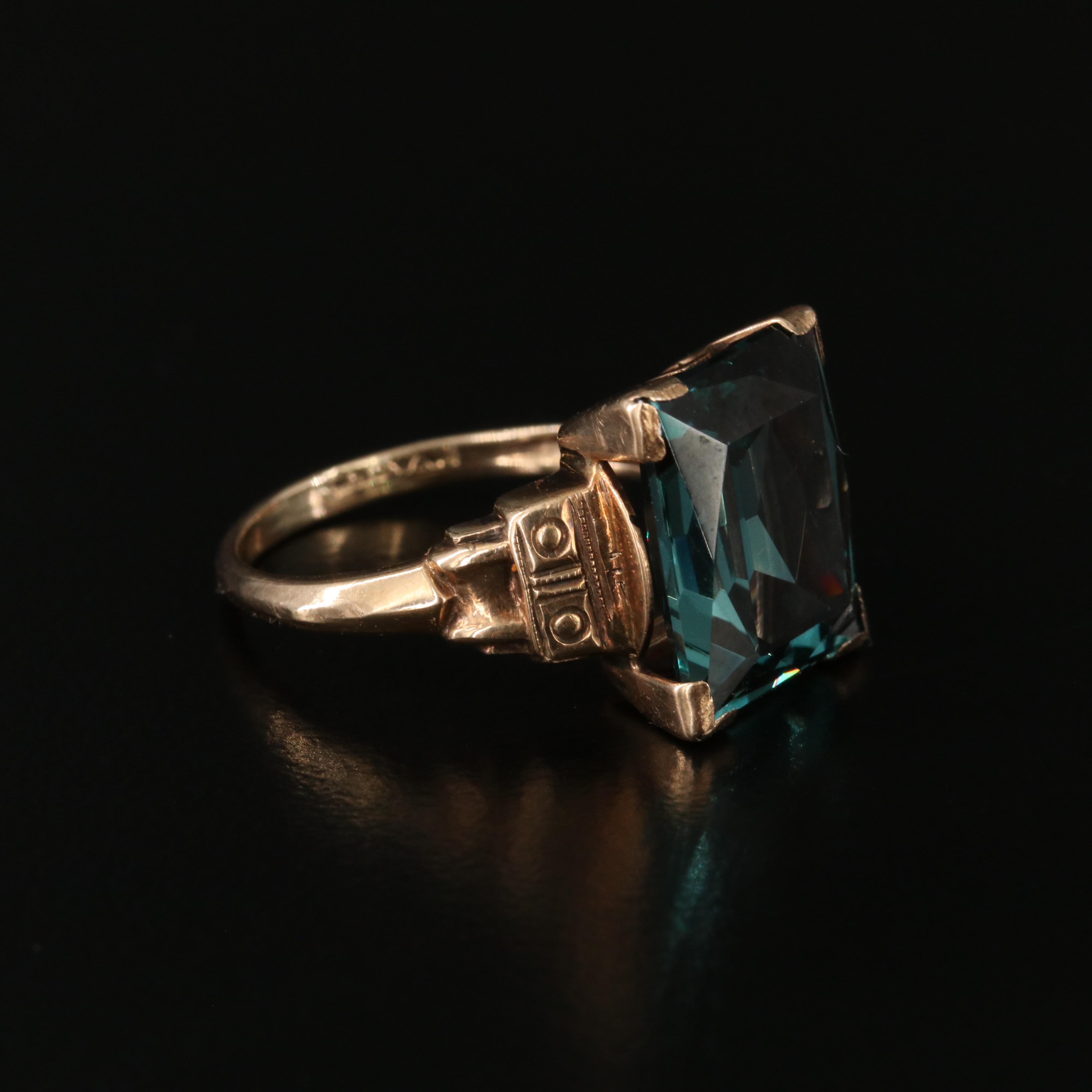 Antique 10K Rose Gold Spinel Ring