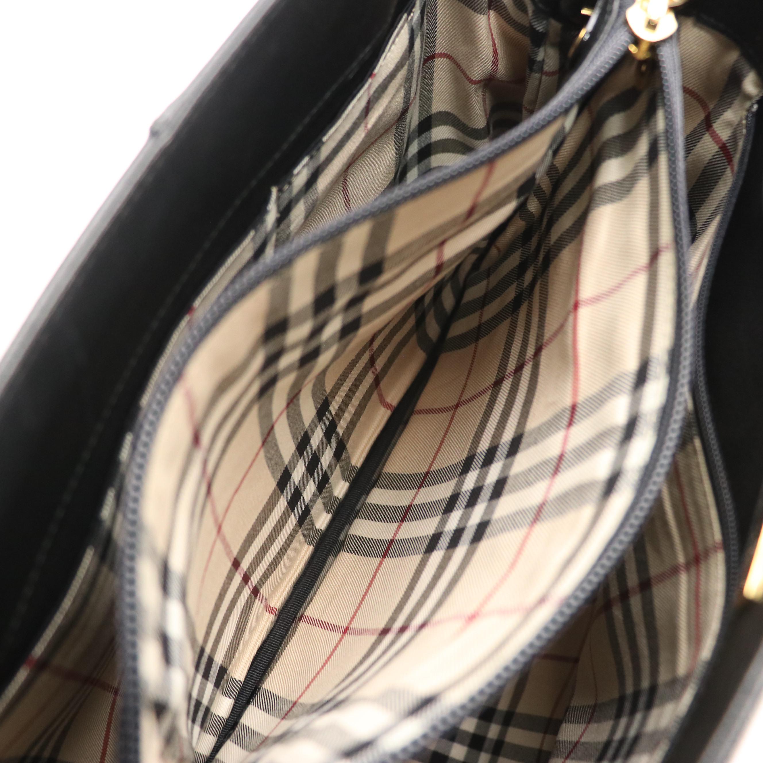 Burberry Middle Zipper Shoulder Tote in Black Grained Leather